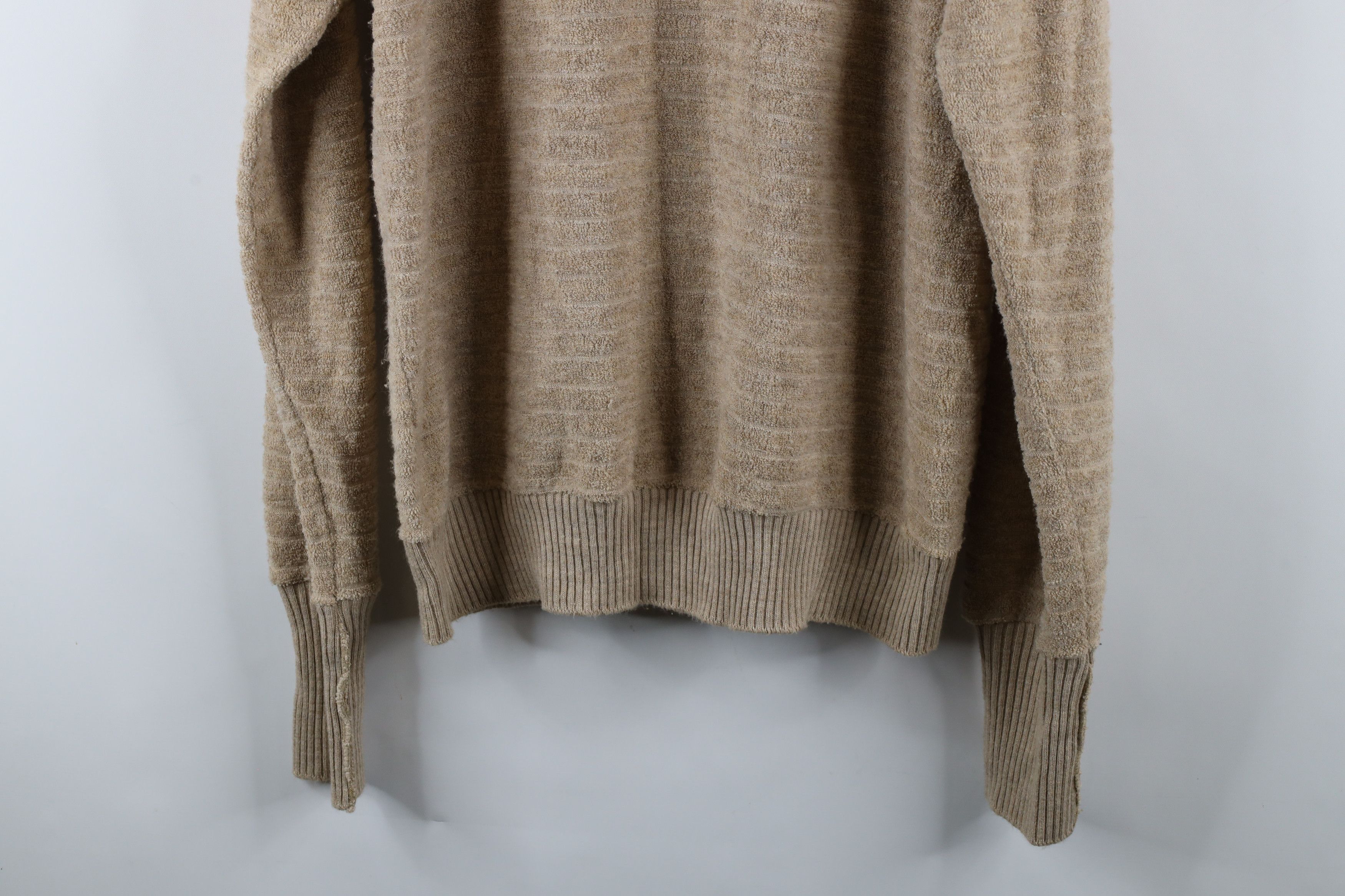 Vintage Vintage 70s Streetwear Cloth V-Neck Sweater Beige Brown Size US XL / EU 56 / 4 - 9 Thumbnail