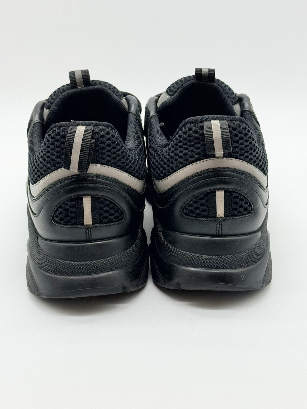 Dior Size 9 - Dior B22 Black Reflective Size US 9 / EU 42 - 5 Thumbnail