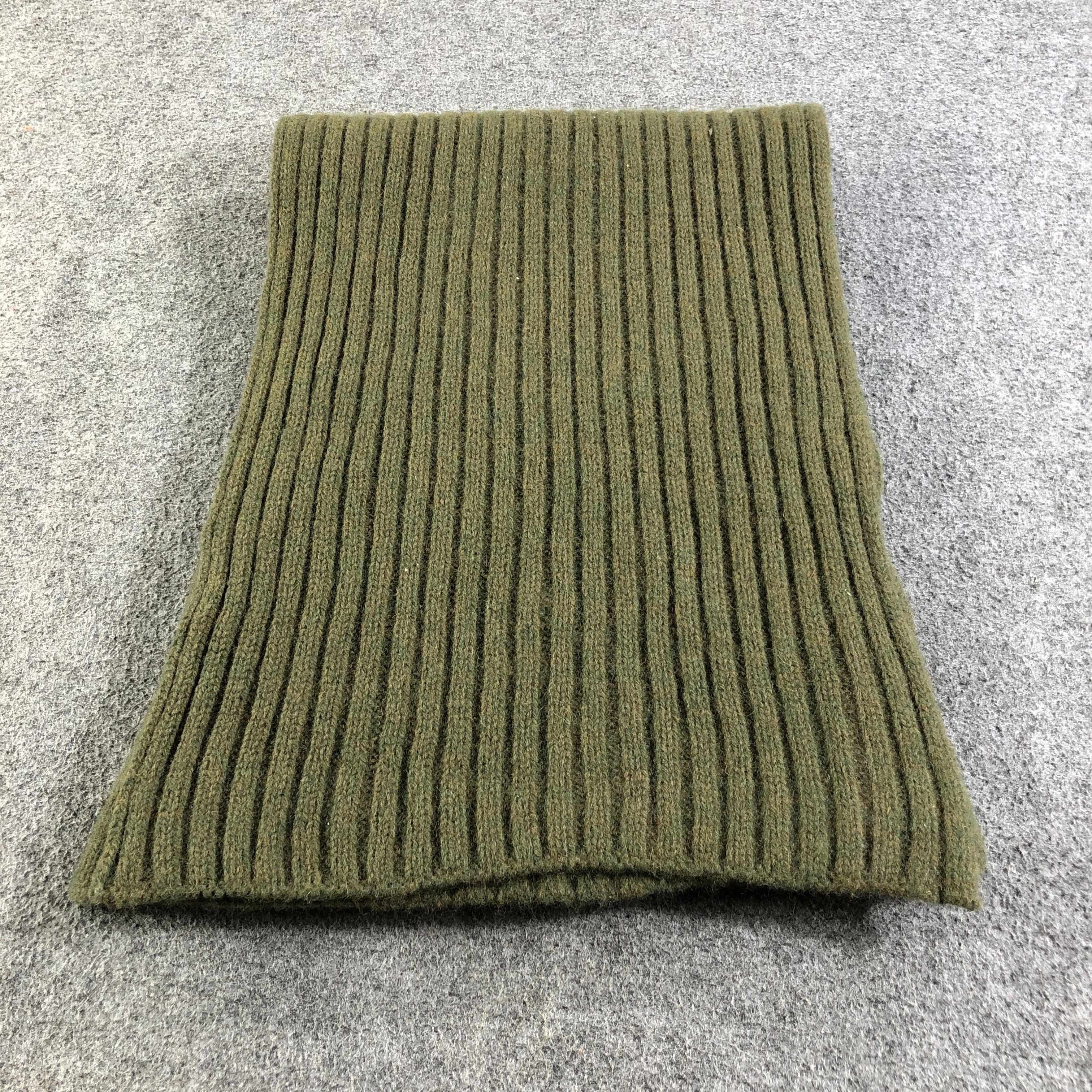 Gap GAP Green Pleated Wool Scarf Muffler V1286 Size ONE SIZE - 2 Thumbnail
