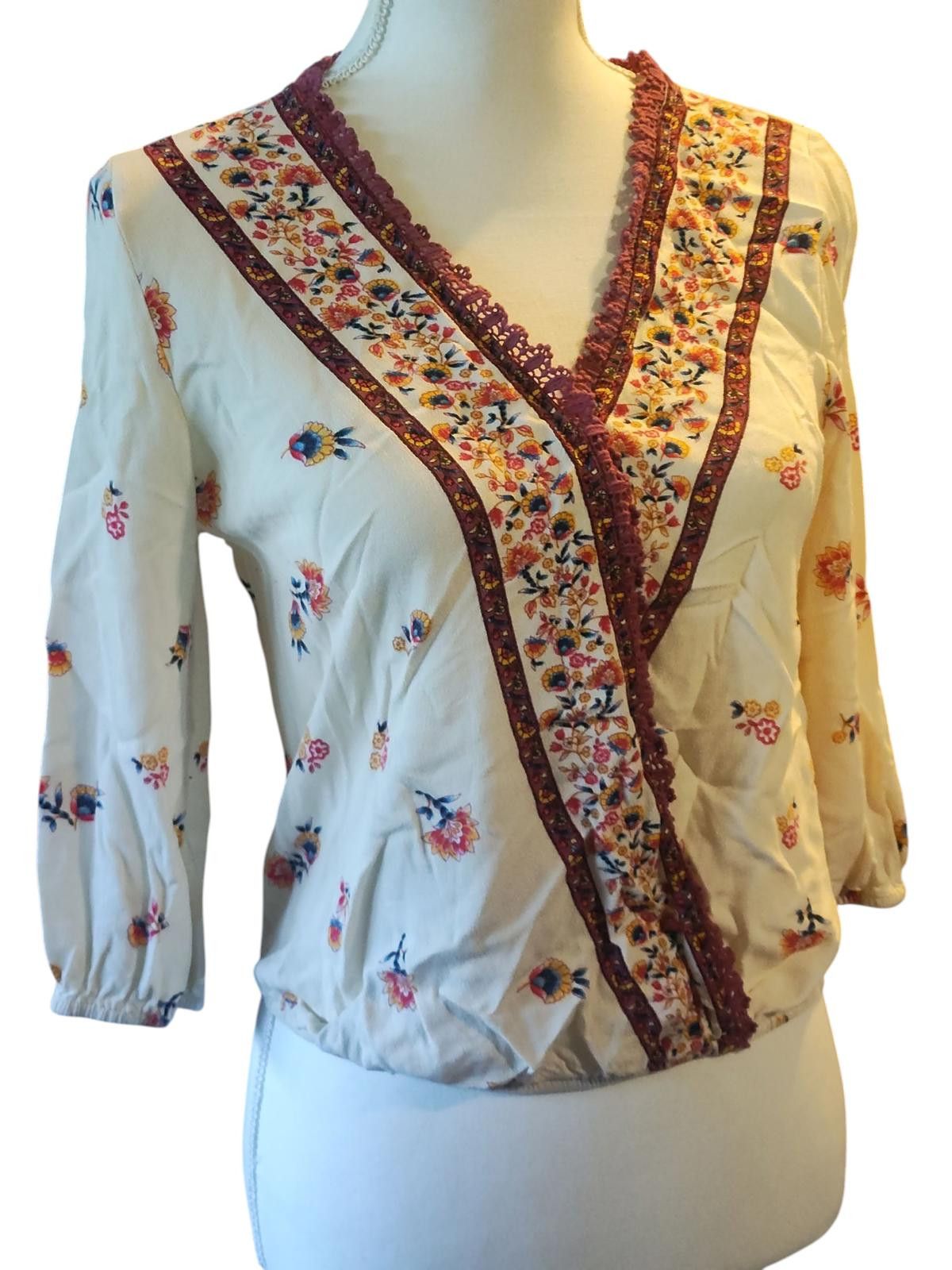 Designer Blue Rain Women's Floral Print Blouse with Lace Trim Size XS Size XS / US 0-2 / IT 36-38 - 3 Thumbnail