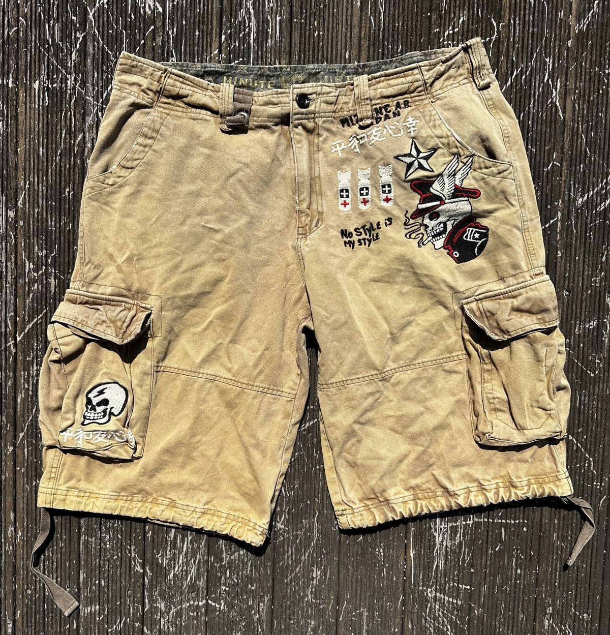 Christian Audigier × Ed Hardy × Japanese Brand Minute Mirth X Ed Hardy Cargo Shorts Size US 38 / EU 54 - 2 Thumbnail