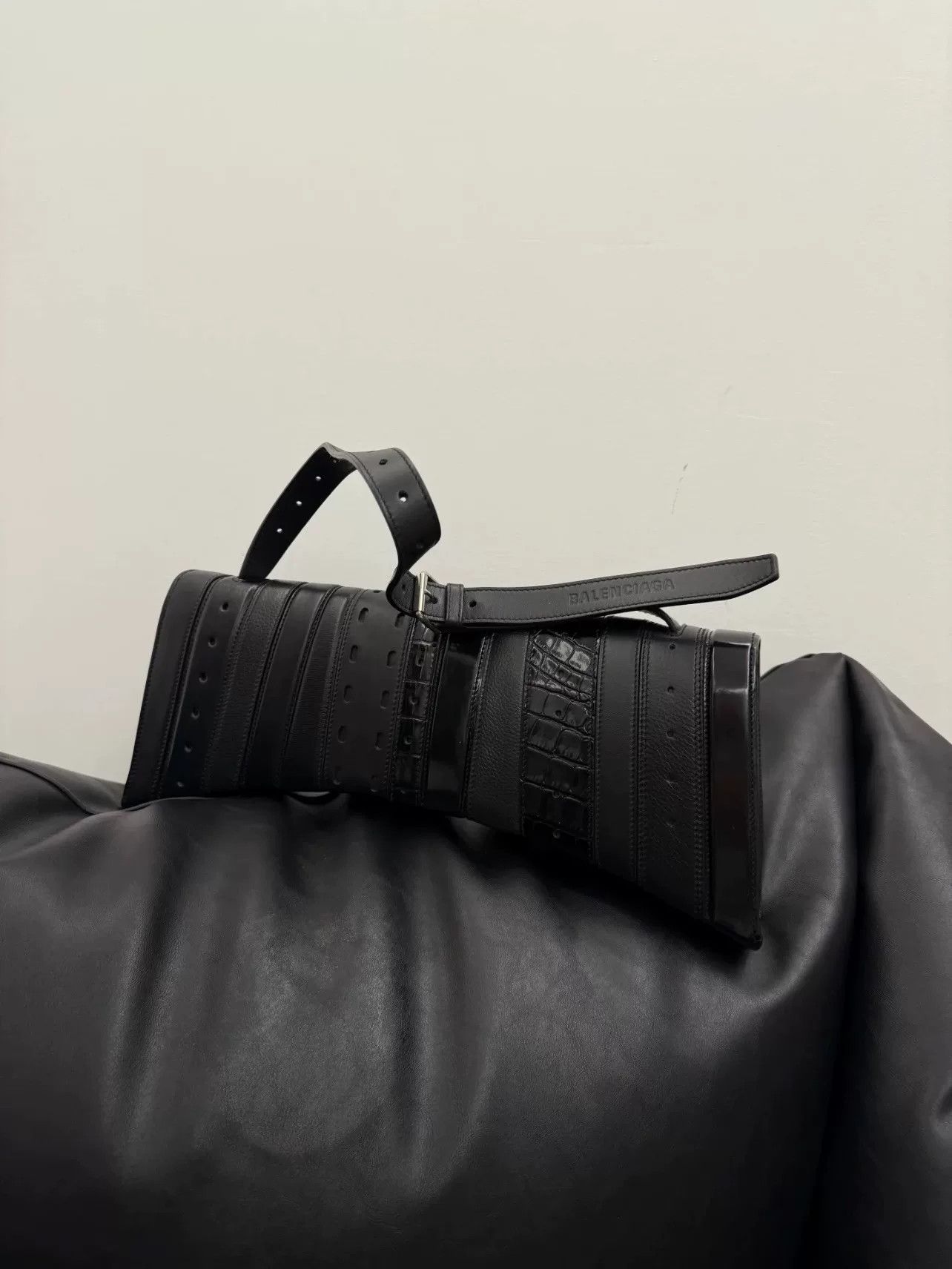 Balenciaga Balenciaga Multibelt Black Baguette Bag Size ONE SIZE - 1 Thumbnail