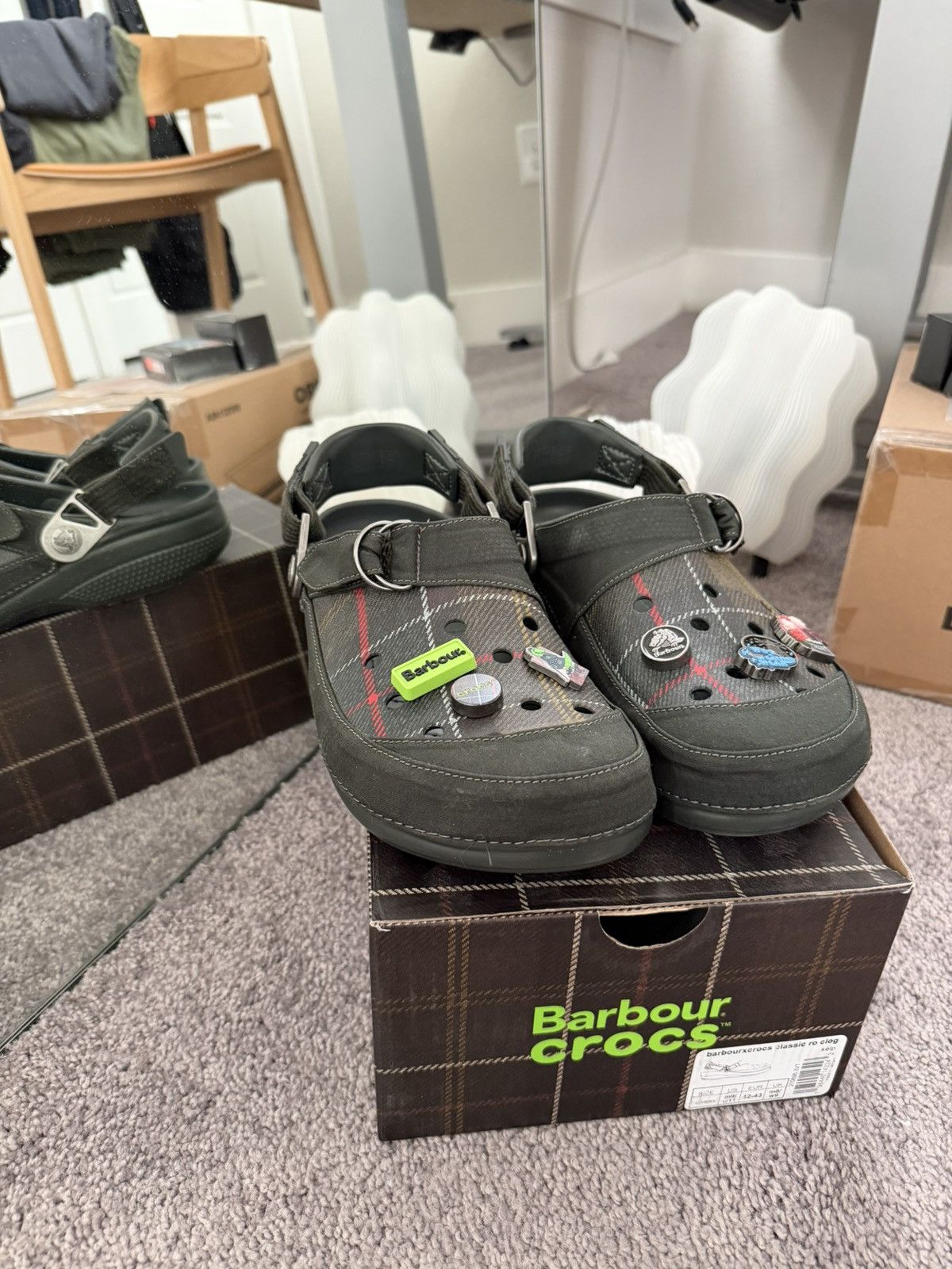 Barbour Barbour x Crocs Clogs Size US 9 / EU 42 - 3 Thumbnail