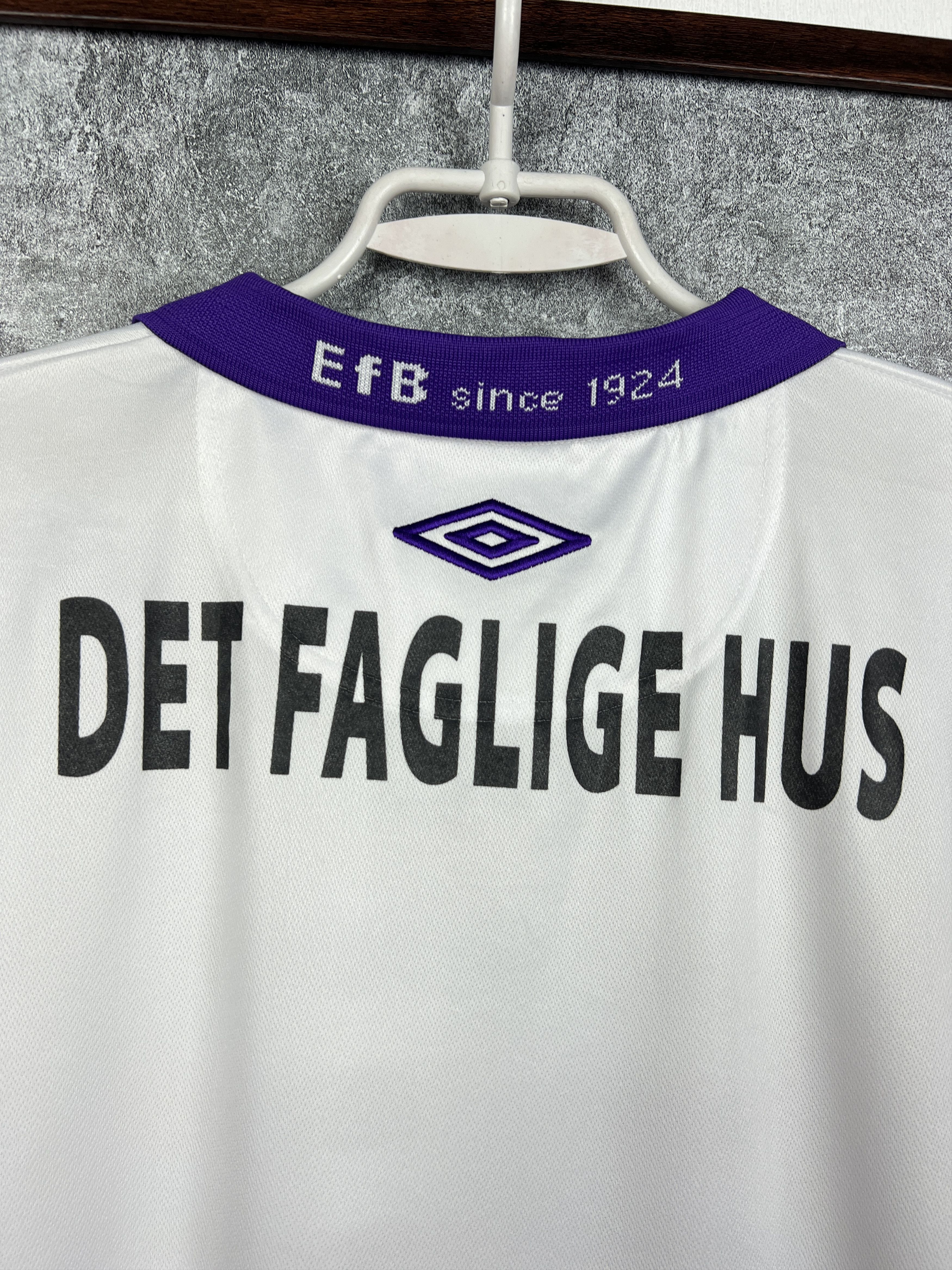 Umbro Esbjerg Away football shirt 2009 Soccer Jersey Trikot Rare Size US XXL / EU 58 / 5 - 10 Thumbnail