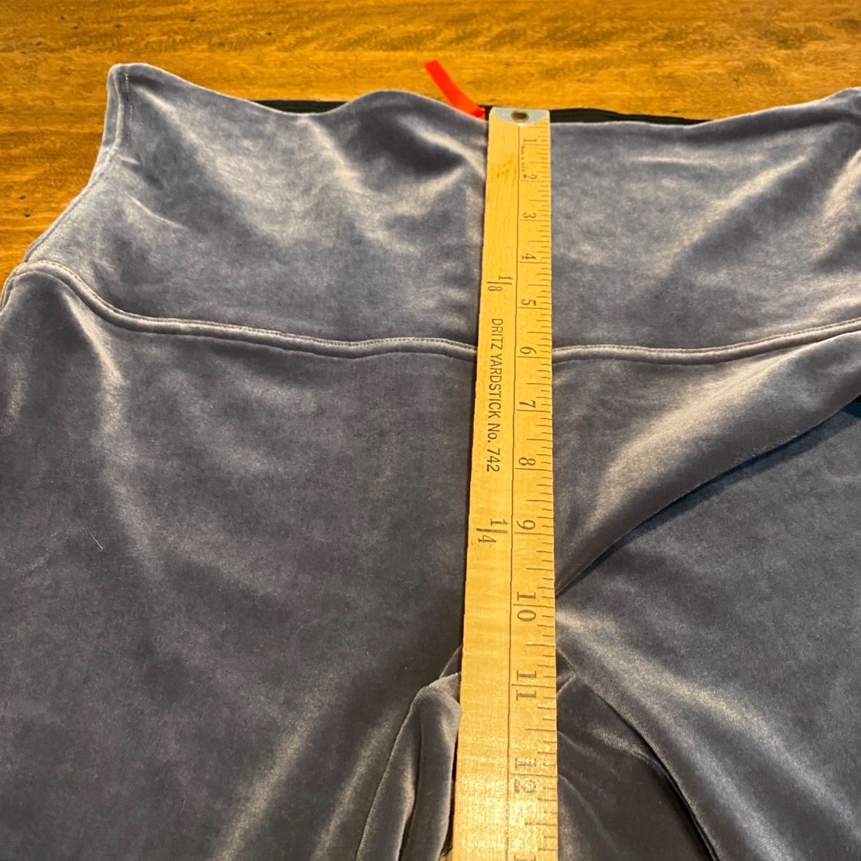 Spanx Spanx Leggings Womens 1X Plus Gray Velvet Velour High Waist Workout Pants Size 1X Womens Gray Velour Athleisure Leggings Size 40" / US 18 - 7 Thumbnail