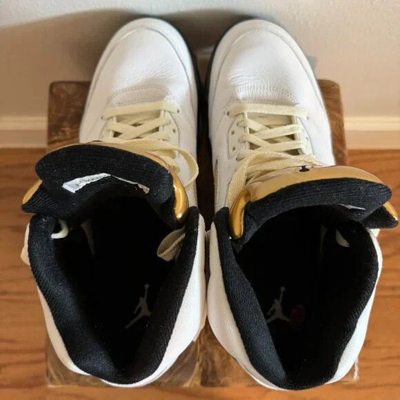Jordan Brand Nike Air Jordan 5 Retro Olympic Gold (2016) 136027-133 Size US 11.5 / EU 44-45 - 6 Thumbnail