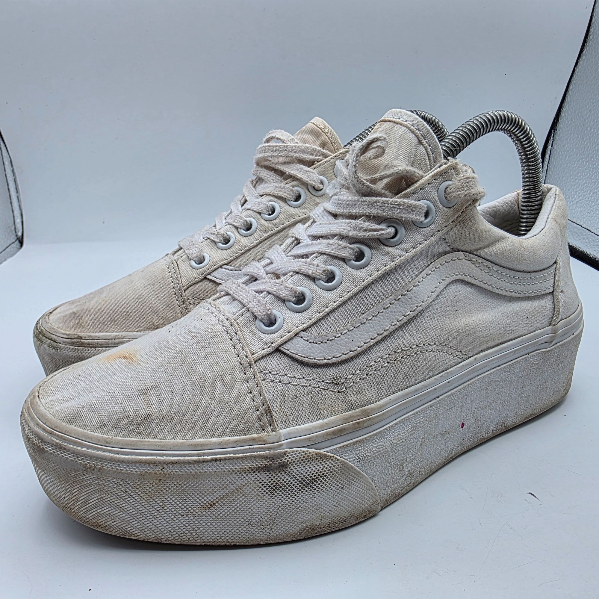 Vans Vans Old Skool Platform Womens Size 8.5 Triple White Athleti Size US 8.5 / IT 38.5 - 3 Thumbnail