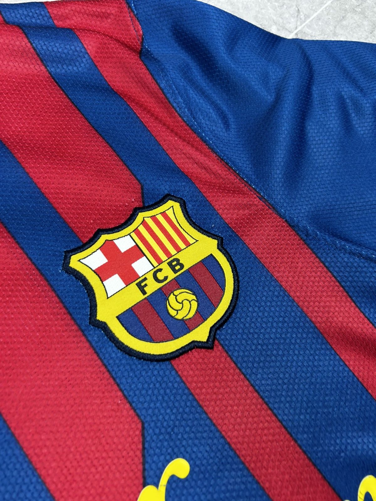 Nike Vintage Nike Barcelona soccer jersey 10 Messi Size L Size US L / EU 52-54 / 3 - 10 Thumbnail