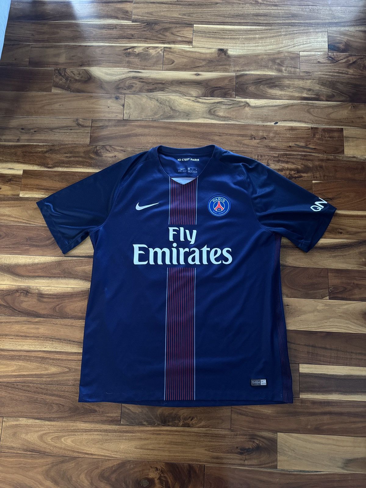 Nike PSG Paris Saint-Germain Nike 2016 2017 Season Jersey Size US XL / EU 56 / 4 - 1 Thumbnail