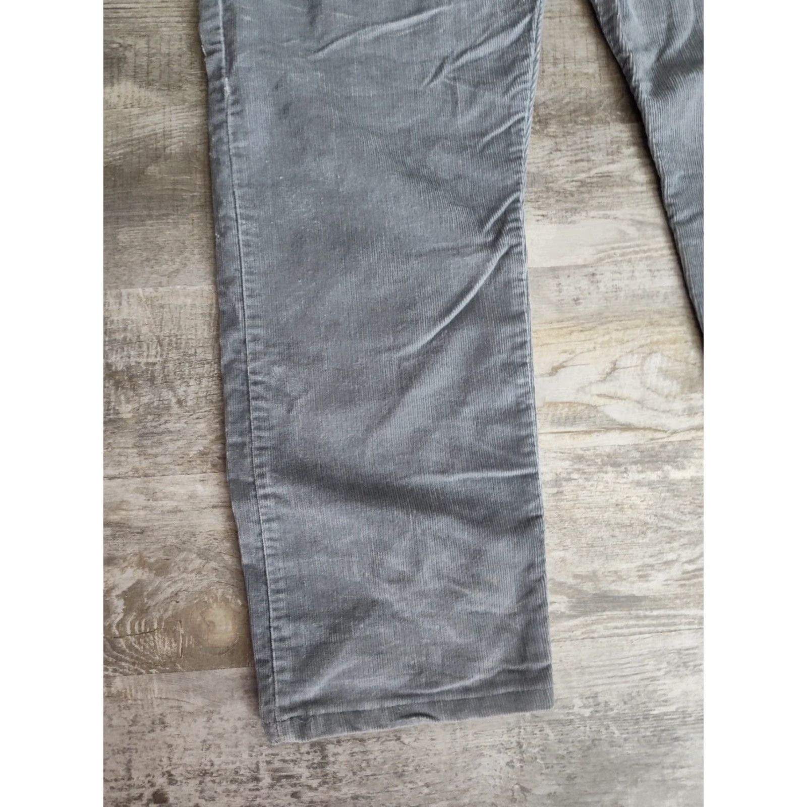 Levi's VINTAGE Levi's 505 Corduroy Pants Men Regular 38 Gray 32in Inseam 5-Pocket 90s 00s Casual Size US 38 / EU 54 - 3 Thumbnail