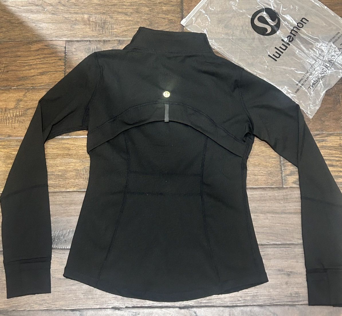 Lululemon Lululemon Define Jacket Gold Zipper Size M / US 6-8 / IT 42-44 - 3 Thumbnail