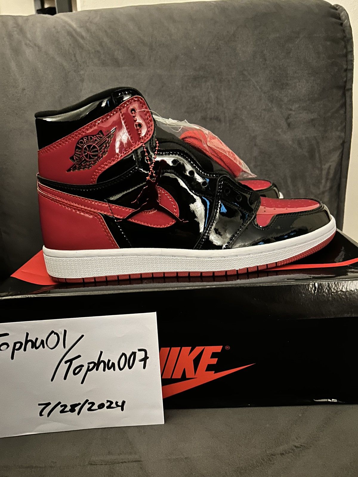 Jordan Brand × Nike Jordan 1 retro “patent bred” Size US 8.5 / EU 41-42 - 4 Thumbnail