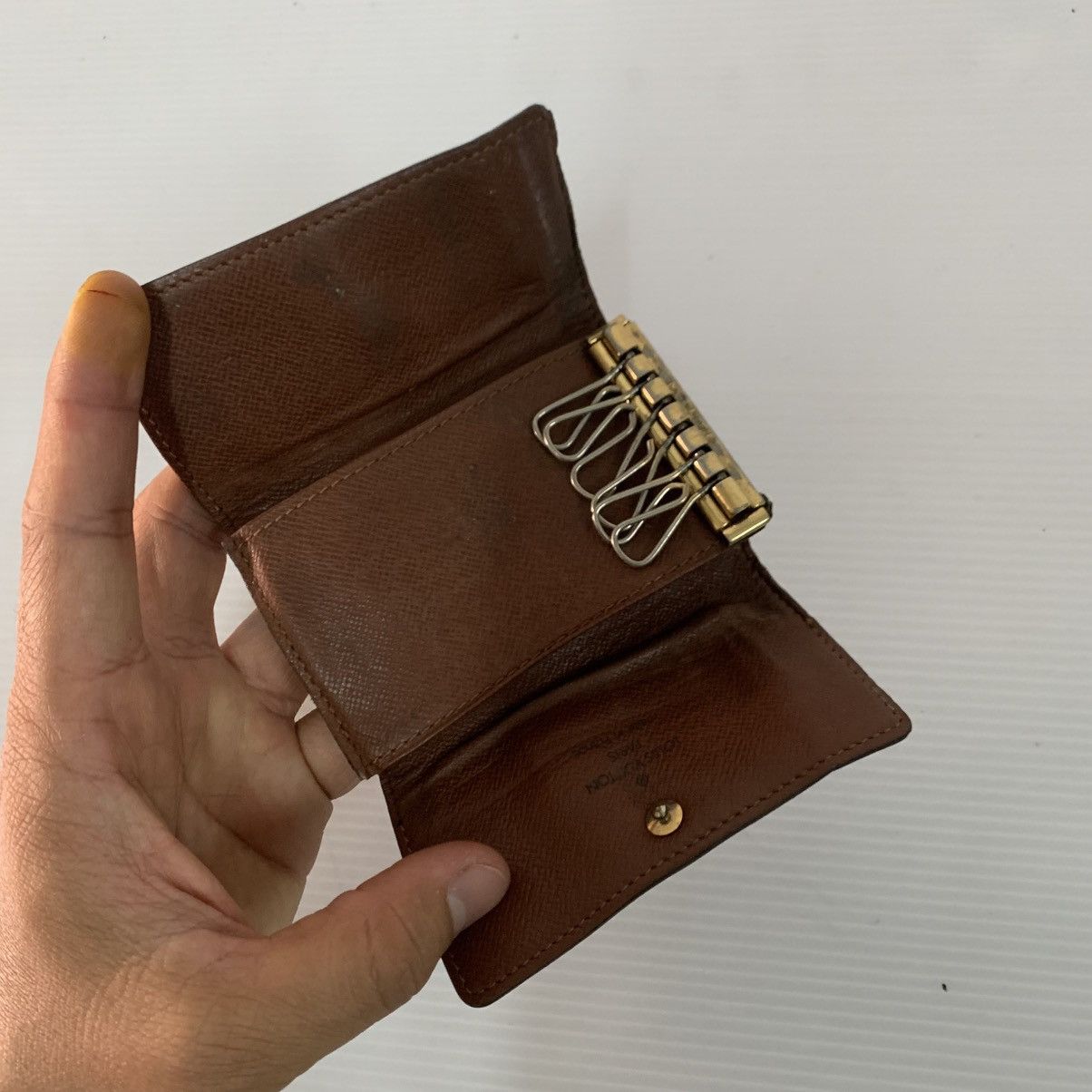 Louis Vuitton Authentic Louis Vuitton Key Holder Size ONE SIZE - 8 Thumbnail