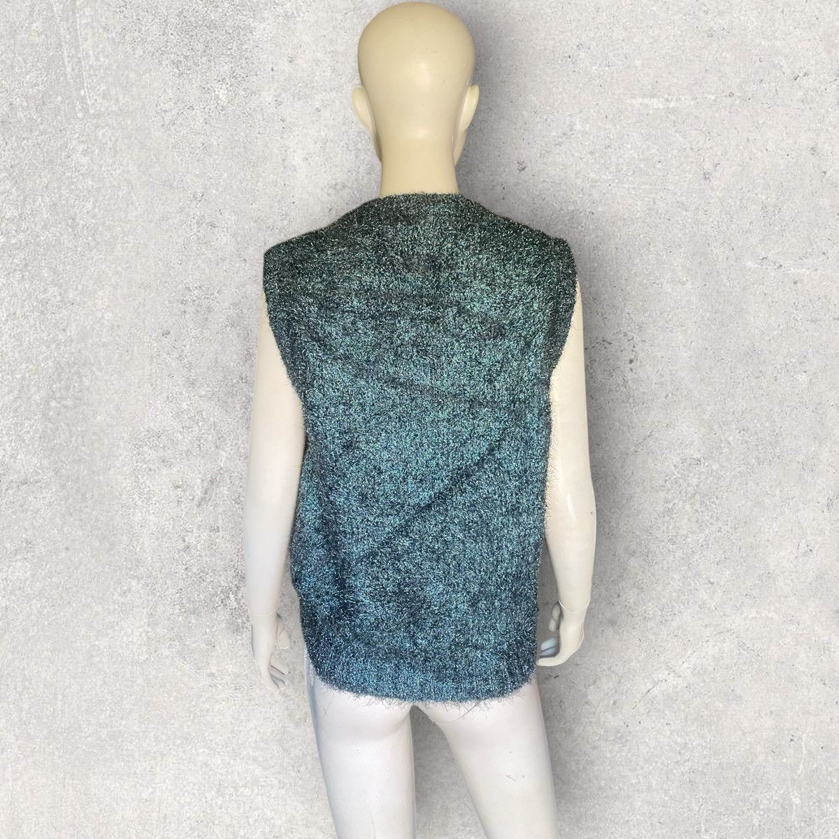 Maison Margiela Fall20 Contrast Fuzzy Sleeveless Sweater Size M / US 6-8 / IT 42-44 - 4 Thumbnail