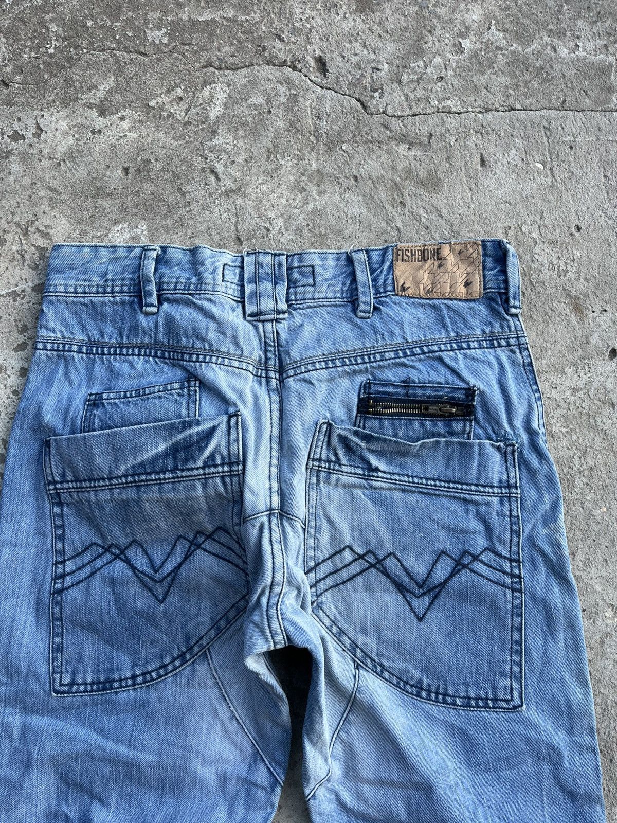 If Six Was Nine × Japanese Brand × Le Grande Bleu (L.G.B.) Jeans Dirty Pants Faded Crash Denim Thrashed Y2K Distressed Size US 34 / EU 50 - 10 Thumbnail