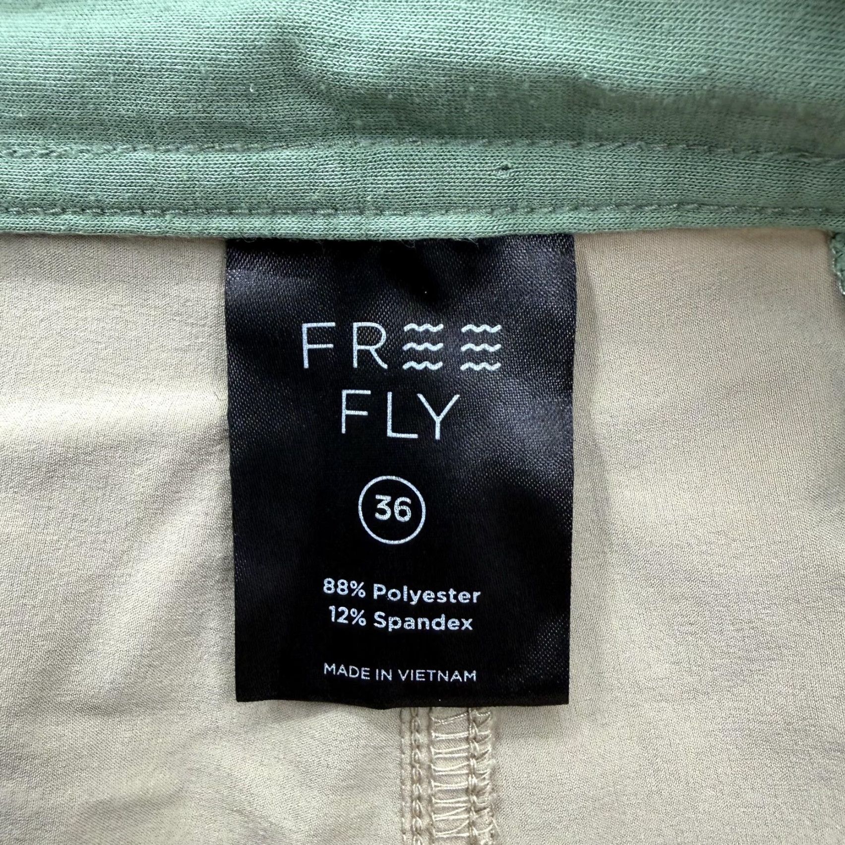 Vintage Free Fly Shorts Mens 36 Beige Chino Stretch Inseam 8 Casual Lightweight Comfort Size US 36 / EU 52 - 3 Thumbnail