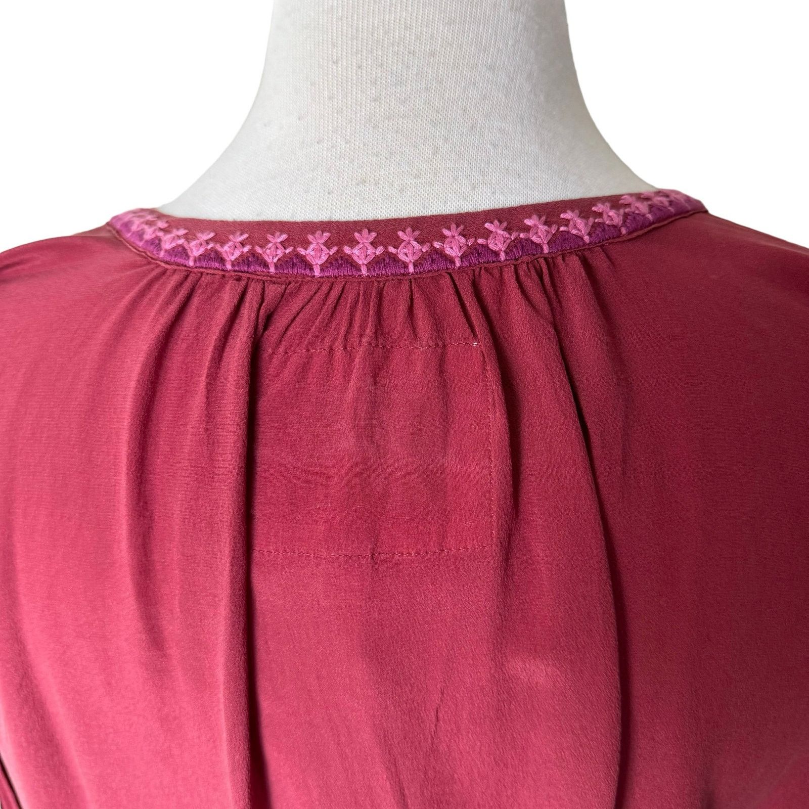 Johnny Was JOHNNY WAS PEYTON TUNIC 100% Silk Currant Size MEDIUM NWT Size M / US 6-8 / IT 42-44 - 7 Thumbnail