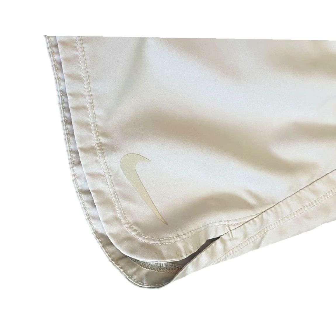 Nike Nike Dri-Fit Running Shorts Women's Back Pocket Gray M Medium Athletic Size M Size 32" / US 10 / IT 46 - 3 Thumbnail