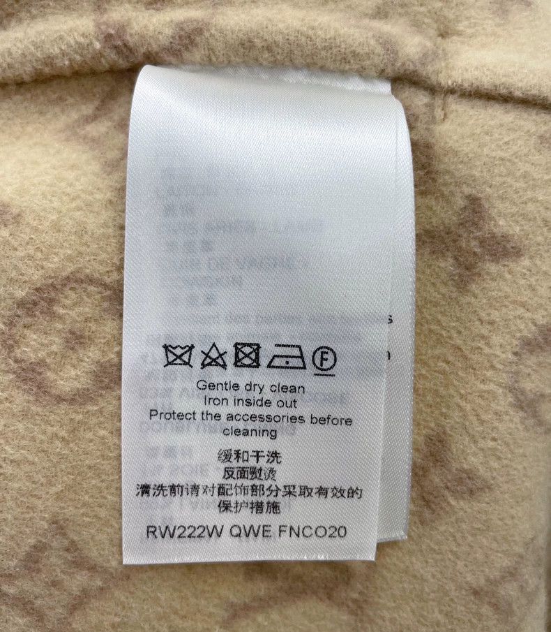 Louis Vuitton Logo printed hooded coat 2504-Nextarrow
