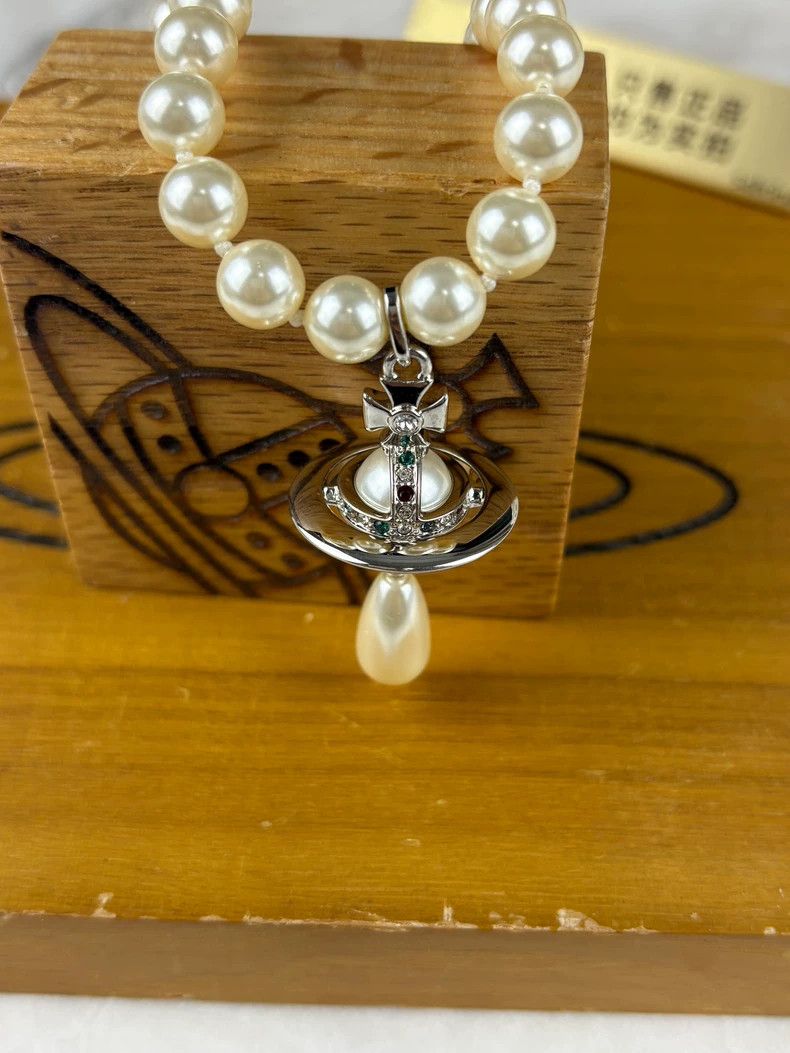 Vivienne Westwood Vivienne Westwood Flying saucer pearl necklace Size ONE SIZE - 5 Thumbnail