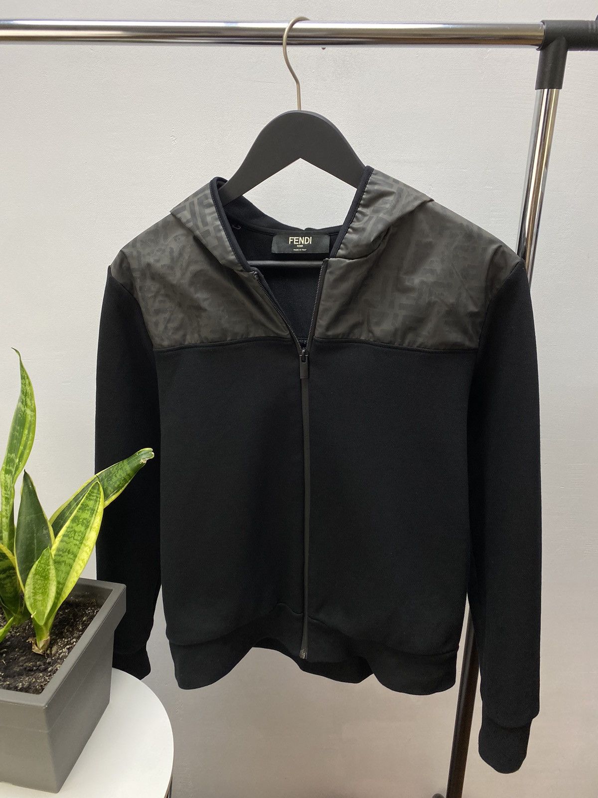 Fendi Fendi Monogram Hoodie Men’s M Black Hood Logo Hype Styled Size US M / EU 48-50 / 2 - 3 Thumbnail