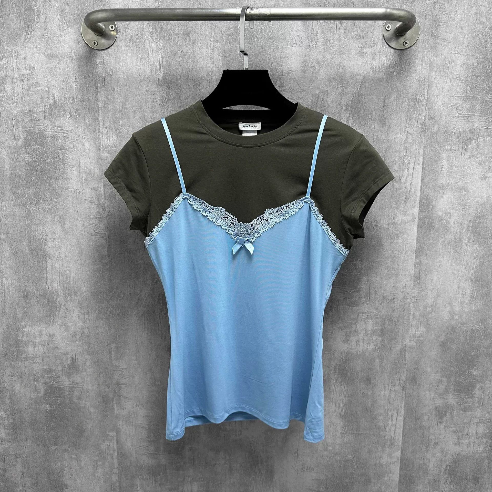 Acne Studios Acne Studios Colorblock Lace Bow Top Size S / US 4 / IT 40 - 1 Thumbnail