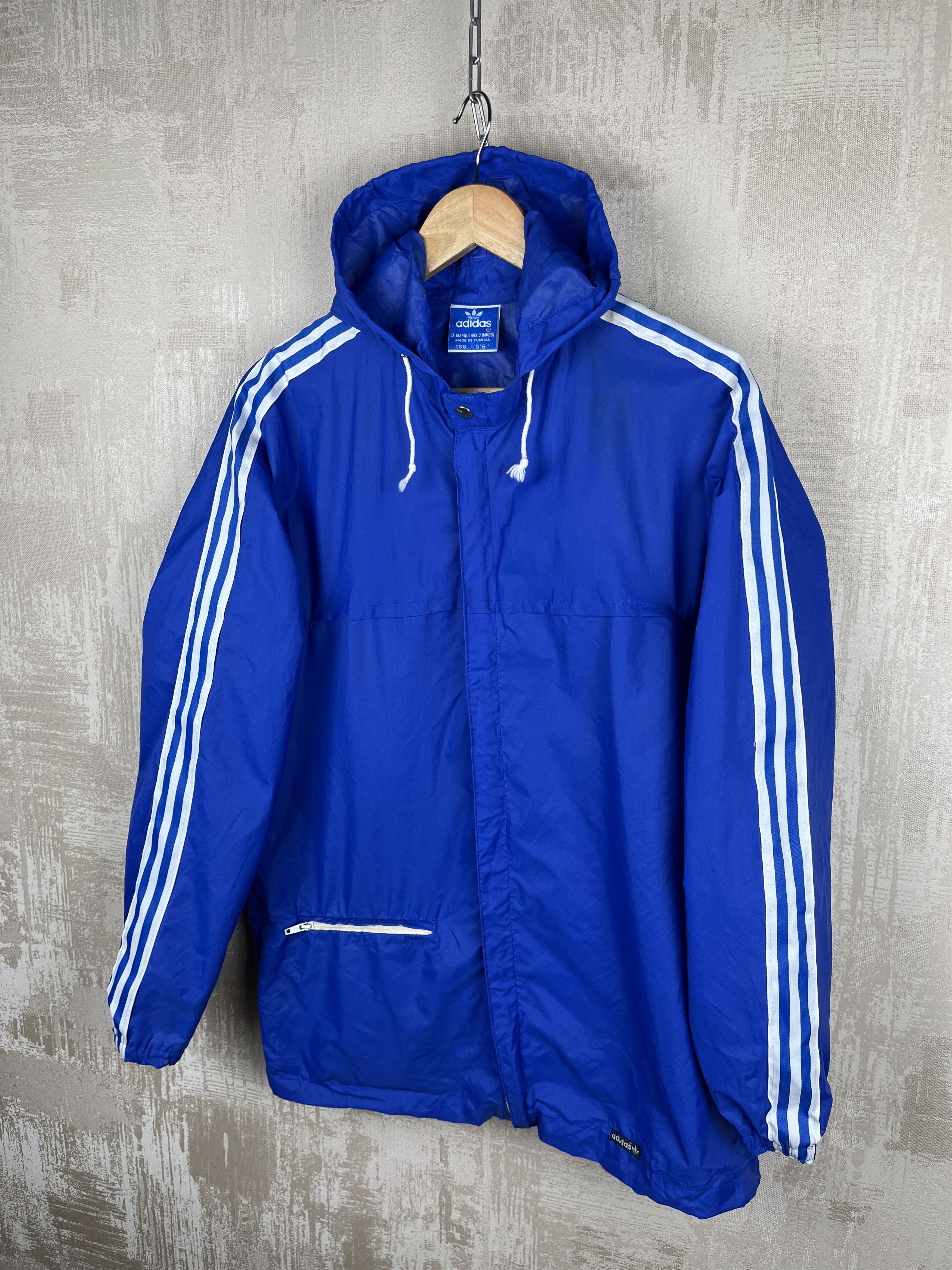 Adidas 70's 80's Adidas Vintage Nylon Windbreaker Hooded Jacket Size US S / EU 44-46 / 1 - 1 Thumbnail