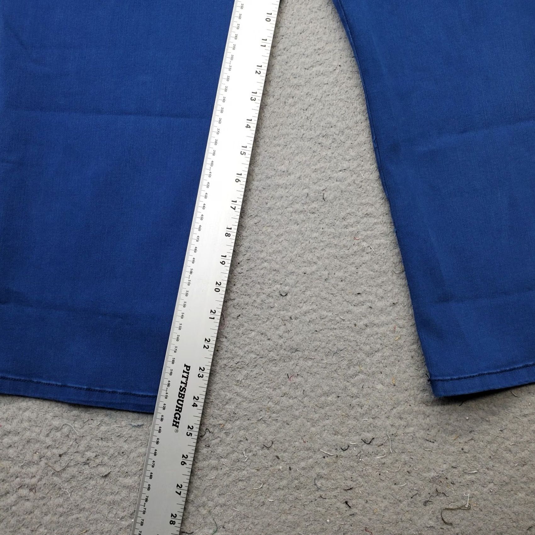 NYDJ NYDJ Dayla Wide Cuff Capri Jeans Womens 22W Blue Denim Flat Front 5-Pocket Design Size 40" / US 18 - 4 Thumbnail