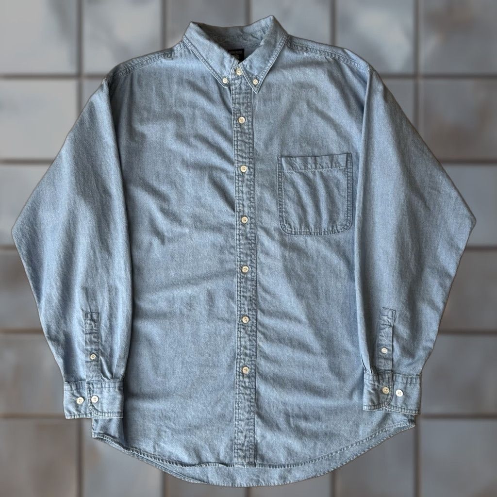 Vintage VINTAGE Looney Tunes Shirt M Blue Chambray Button Up 90s Warner Bros Cartoon Mens Medium Blue Chambray Button-Up Shirt Size US M / EU 48-50 / 2 - 1 Thumbnail