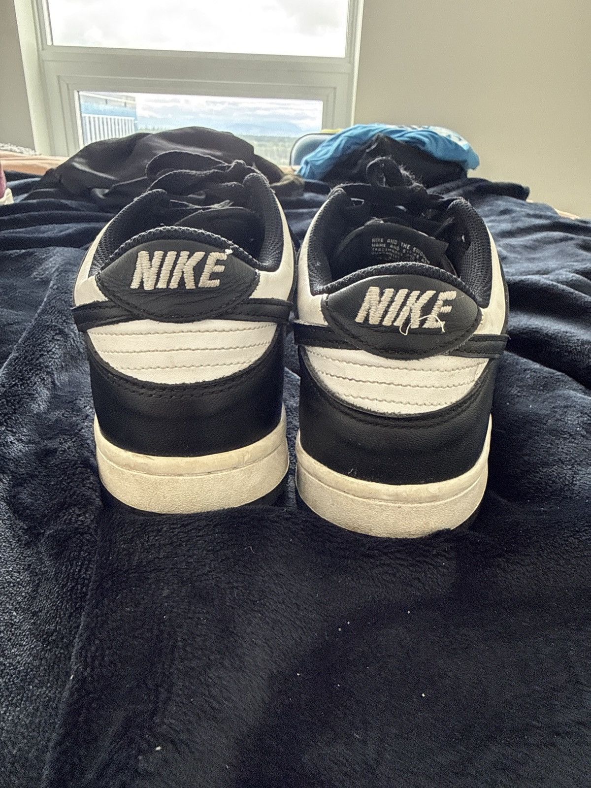 Nike black & white nike dunks low Size US 7 / EU 40 - 4 Thumbnail