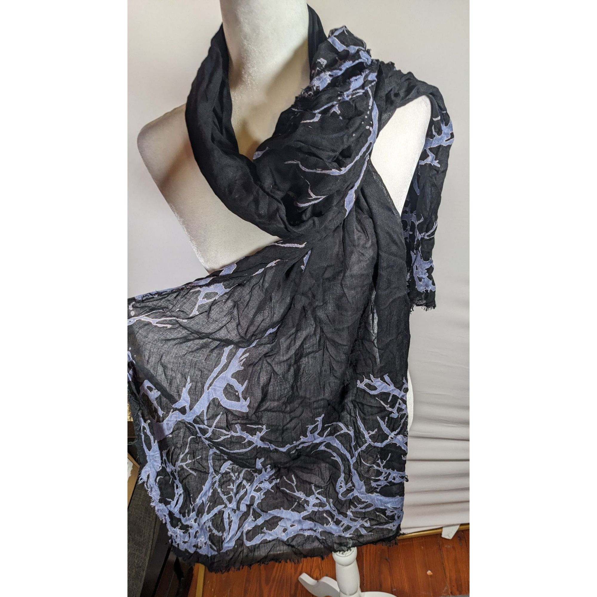 Other Witchy Gothic Spooky Tree Branch Black And Light Purple Ligh Size ONE SIZE - 4 Thumbnail