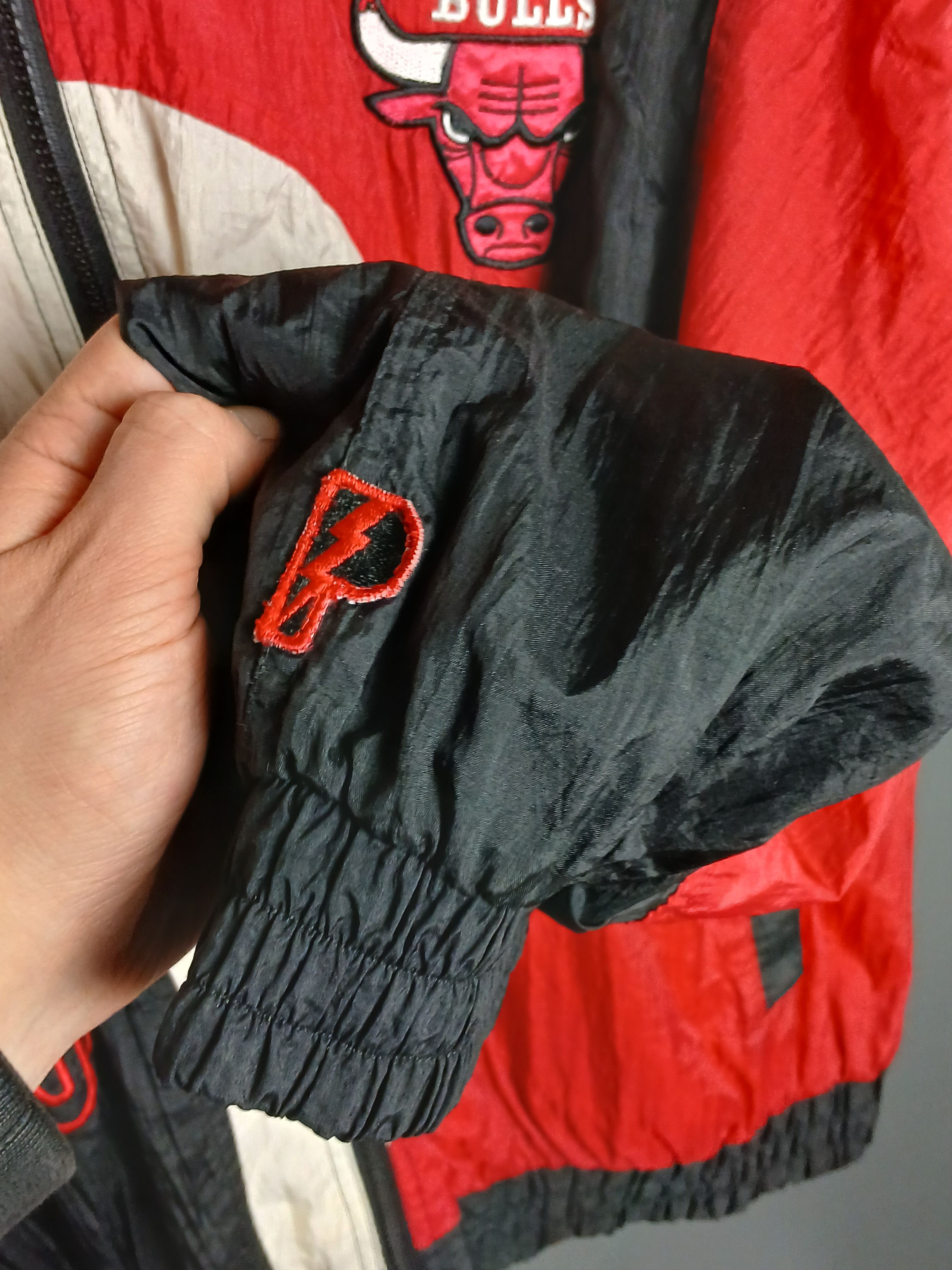NBA × Pro Player Vintage Pro Player NBA Chicago Bulls Basketball Jacket Size US XL / EU 56 / 4 - 8 Thumbnail