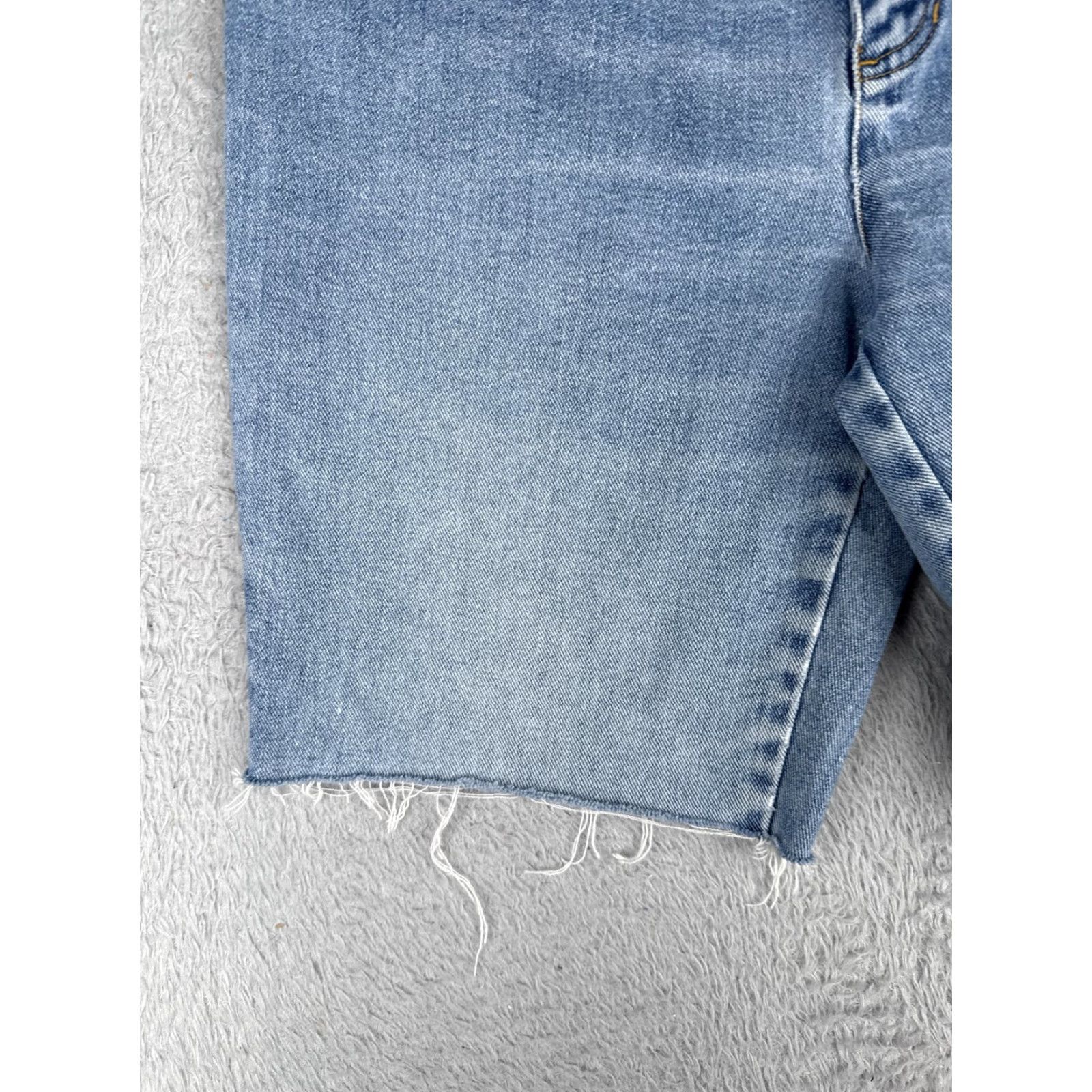 Ralph Lauren VINTAGE Lauren Jeans Co Ralph Lauren Shorts Womens 8 Blue Denim Cutoff Raw Hem Casual 5-Pocket Design Size 30" / US 8 / IT 44 - 3 Thumbnail