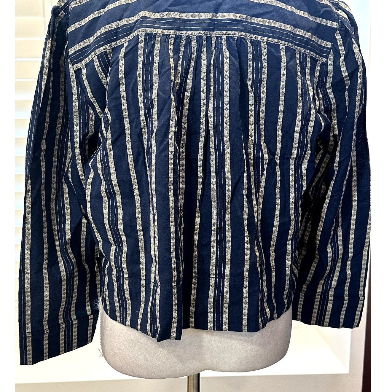 Treasure & Bond Treasure & Bond Blue Tan Striped Button Down Blouse M NWT Size M / US 6-8 / IT 42-44 - 6 Thumbnail