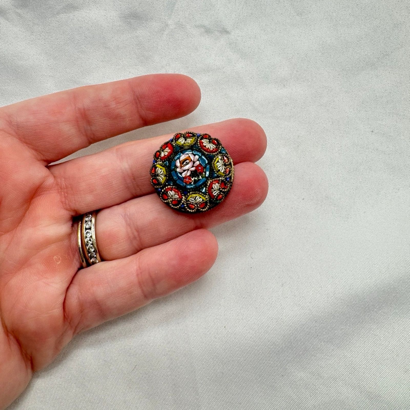 NBDN Nobrandedon VTG Italian micro mosaic brooch Size ONE SIZE - 4 Thumbnail