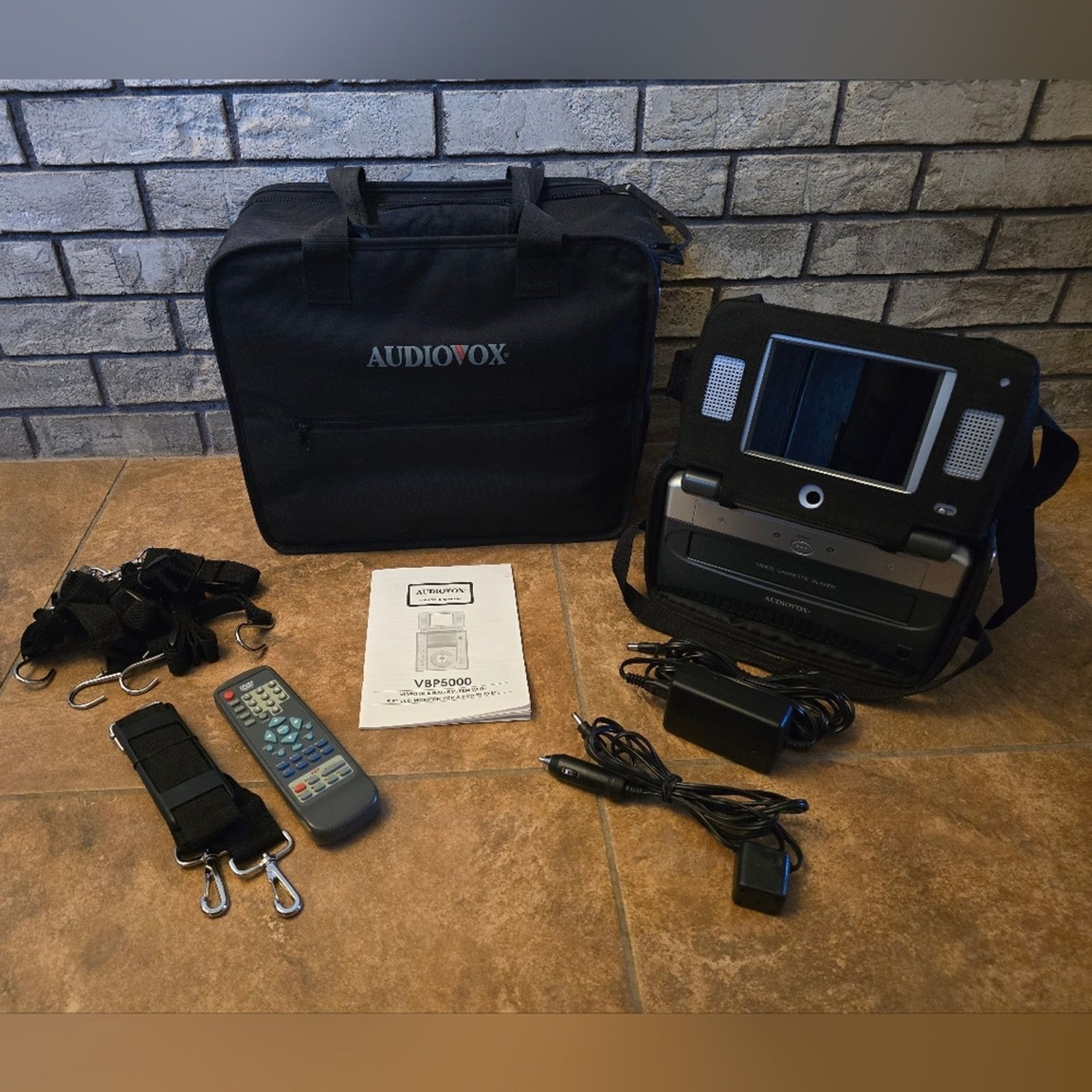 Other Silver | AUDIOVOX | Video In A Bag System 11 Bundle Size ONE SIZE - 8 Thumbnail