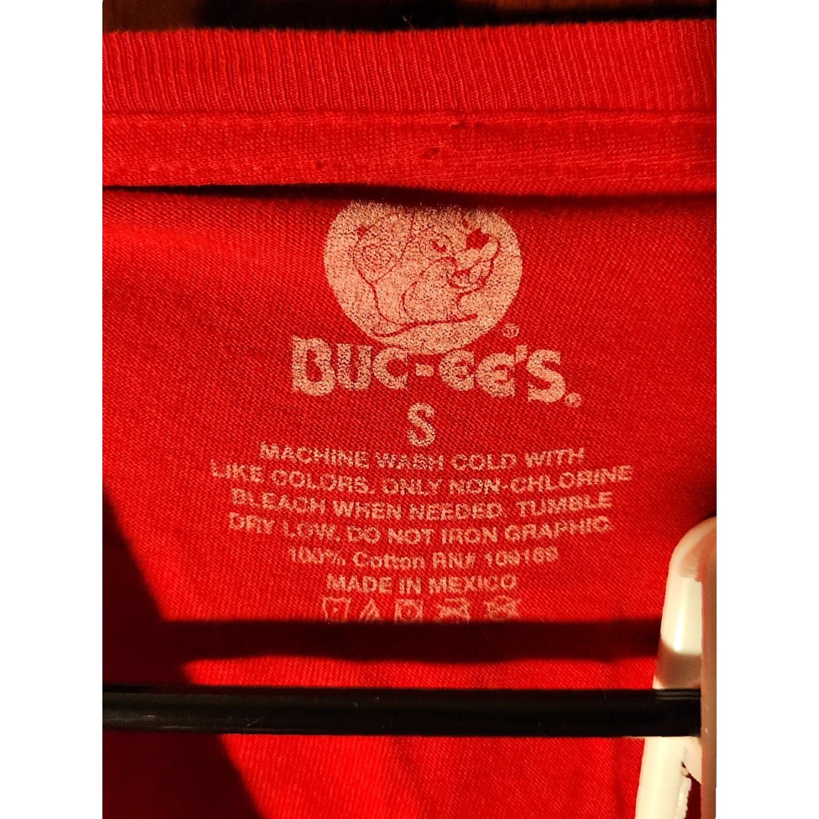 Vintage Buc-ees Christmas T-Shirt Red Small Size S Never Calm Always Bright Men Crew Neck Short Sleeve Size US S / EU 44-46 / 1 - 3 Thumbnail