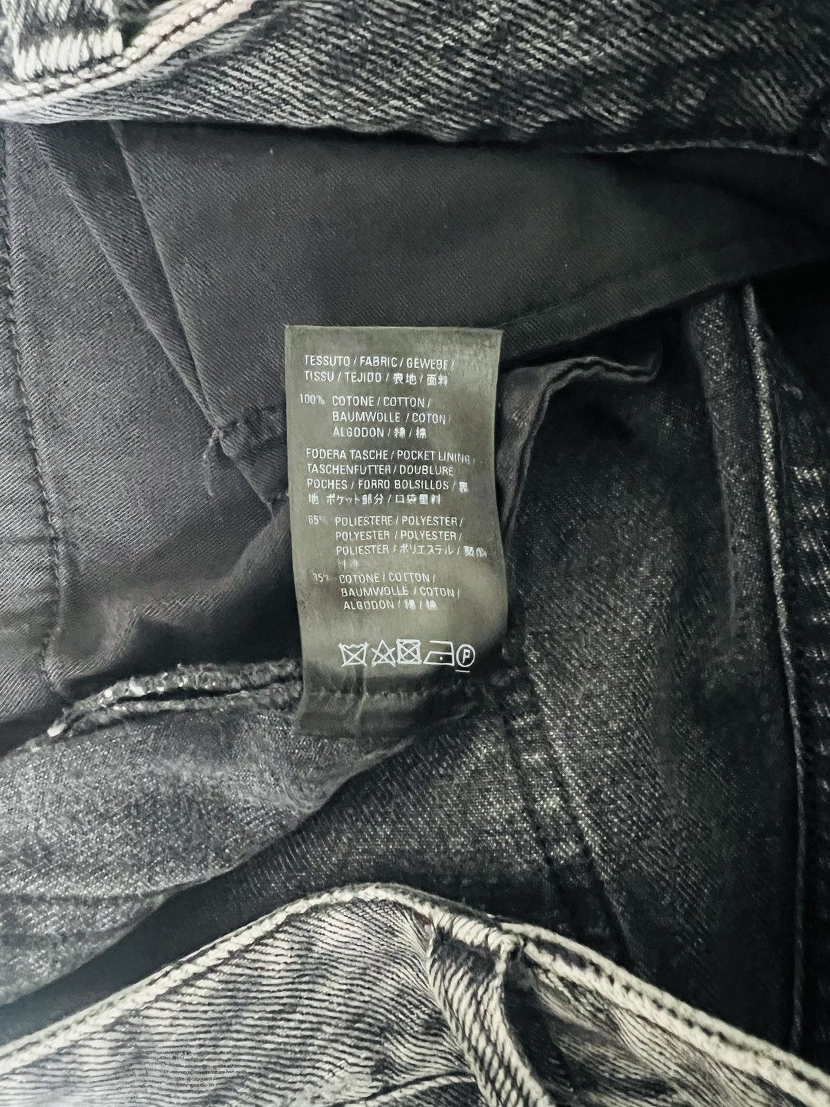Balenciaga Balenciaga grey wide shorts with worn effect SIZE S Size US 31 - 5 Thumbnail
