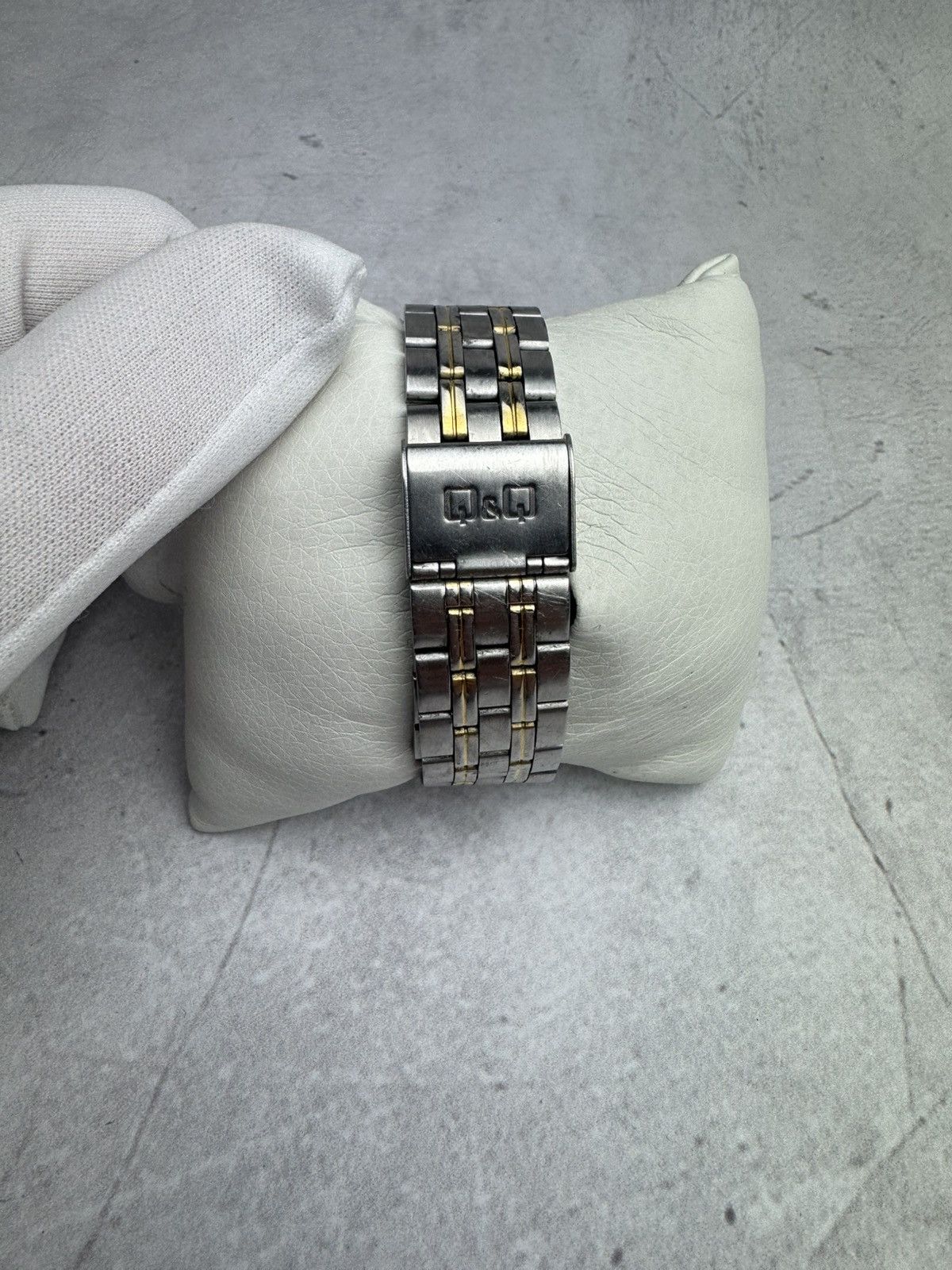 Japanese Brand × Vintage Q&Q Japanese Style Watch Vintage Size ONE SIZE - 3 Thumbnail