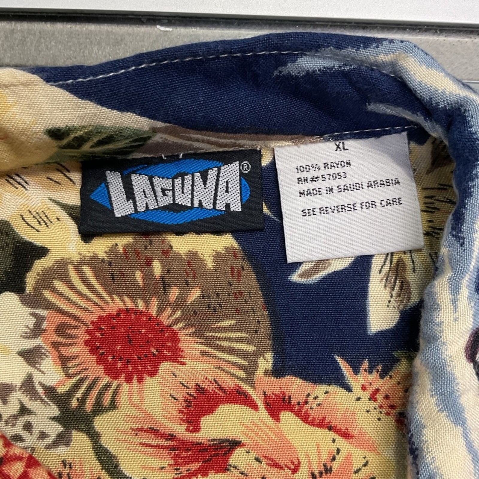 Vintage Vintage 90s Laguna Hawaiian Shirt Size US XL / EU 56 / 4 - 3 Thumbnail