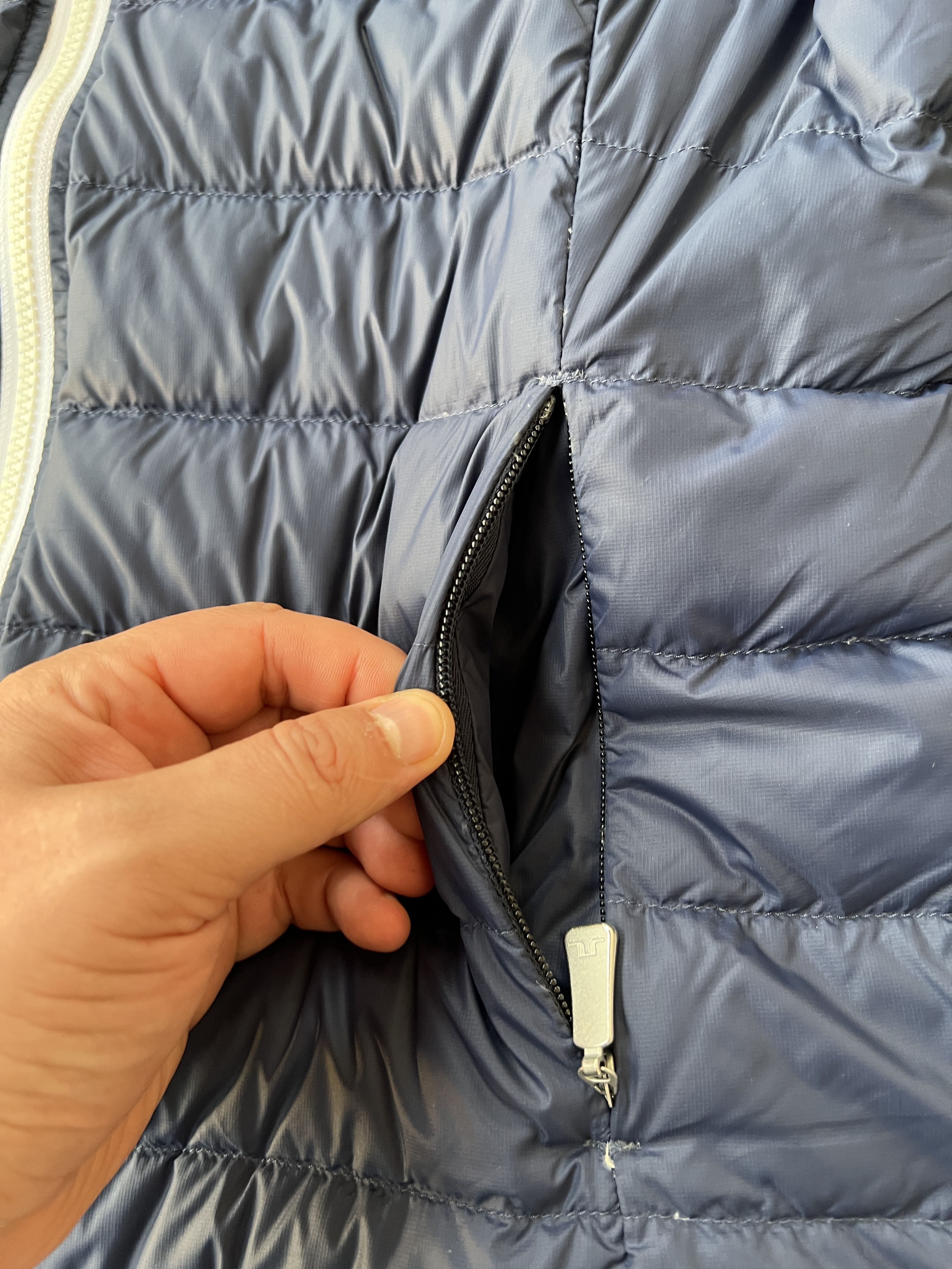 J.Lindeberg J.Lindeberg Down Jacket Size XL / US 12-14 / IT 48-50 - 2 Thumbnail