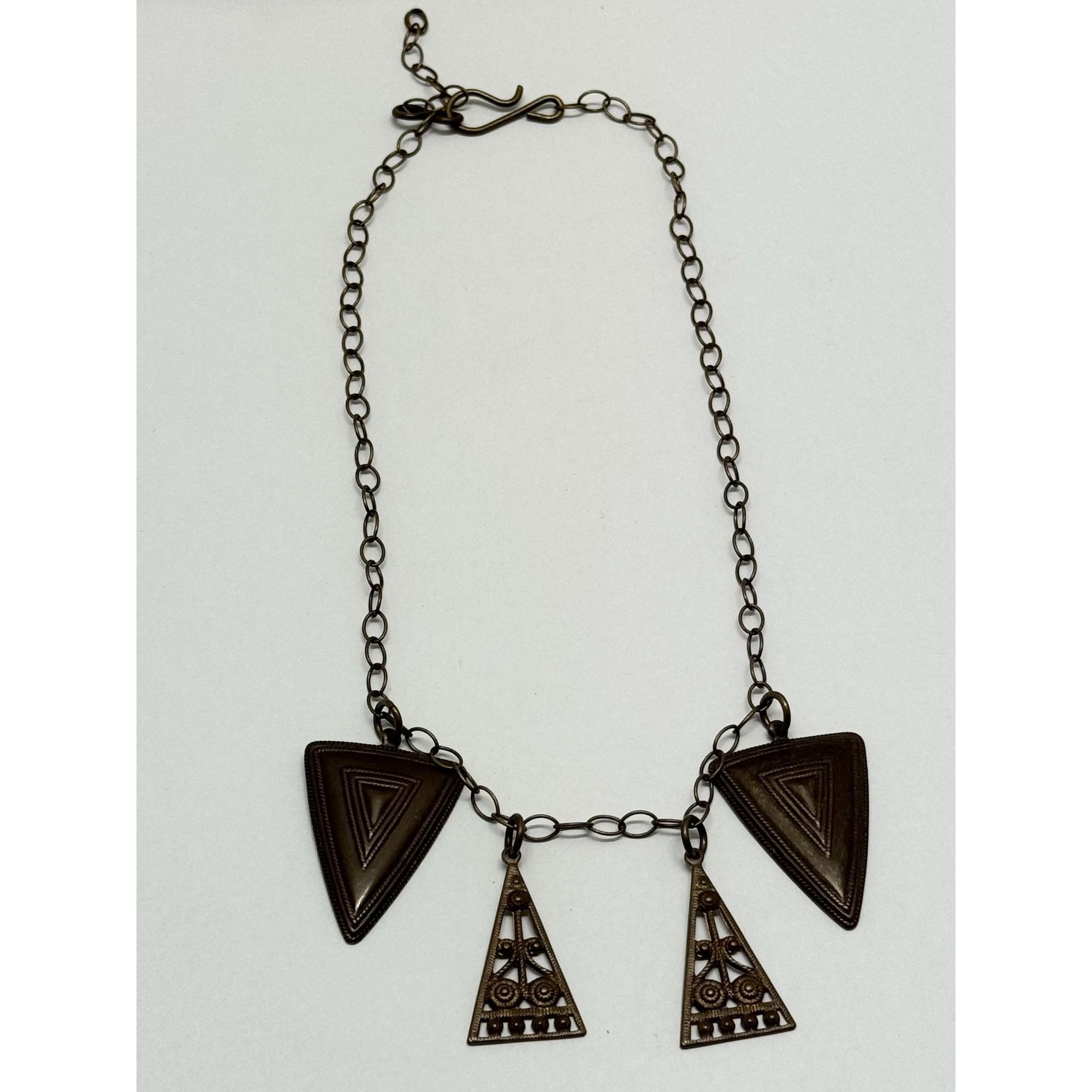 Vintage Vintage triangle charm necklace Size ONE SIZE - 3 Thumbnail