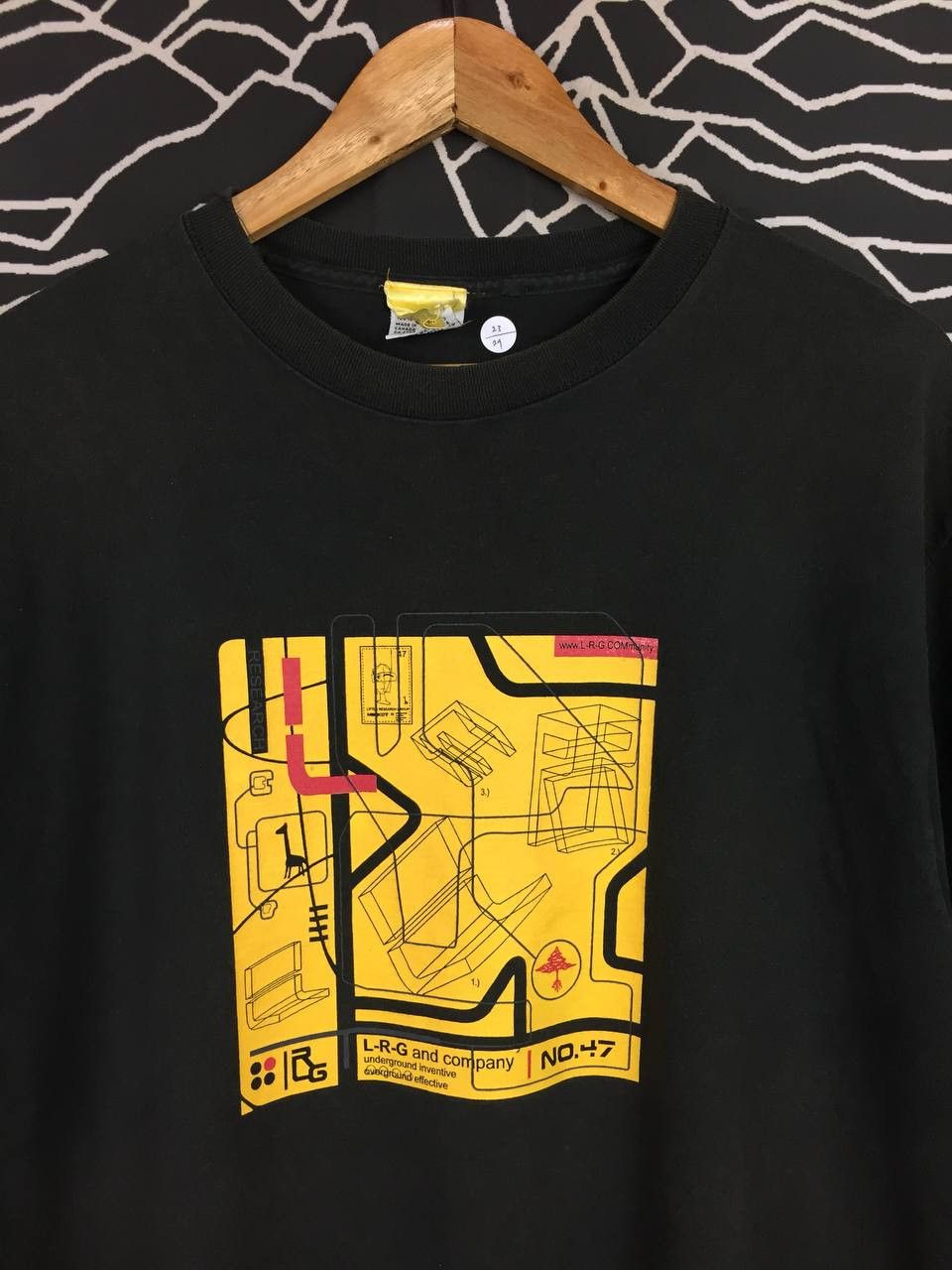 LRG Vtg 90s OG LRG Lifted Research Group Technical Schematic Tee Size US L / EU 52-54 / 3 - 3 Thumbnail