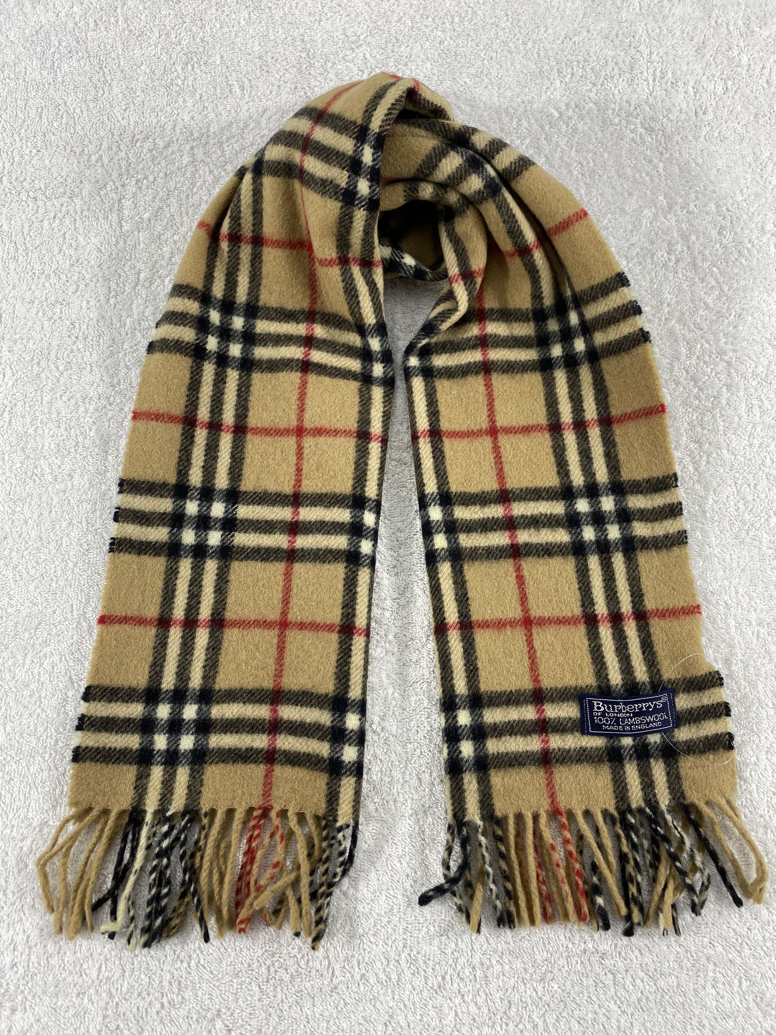 Burberry Vintage Burberry Scarf/Muffler/Neckwear MF605 Size ONE SIZE - 1 Thumbnail