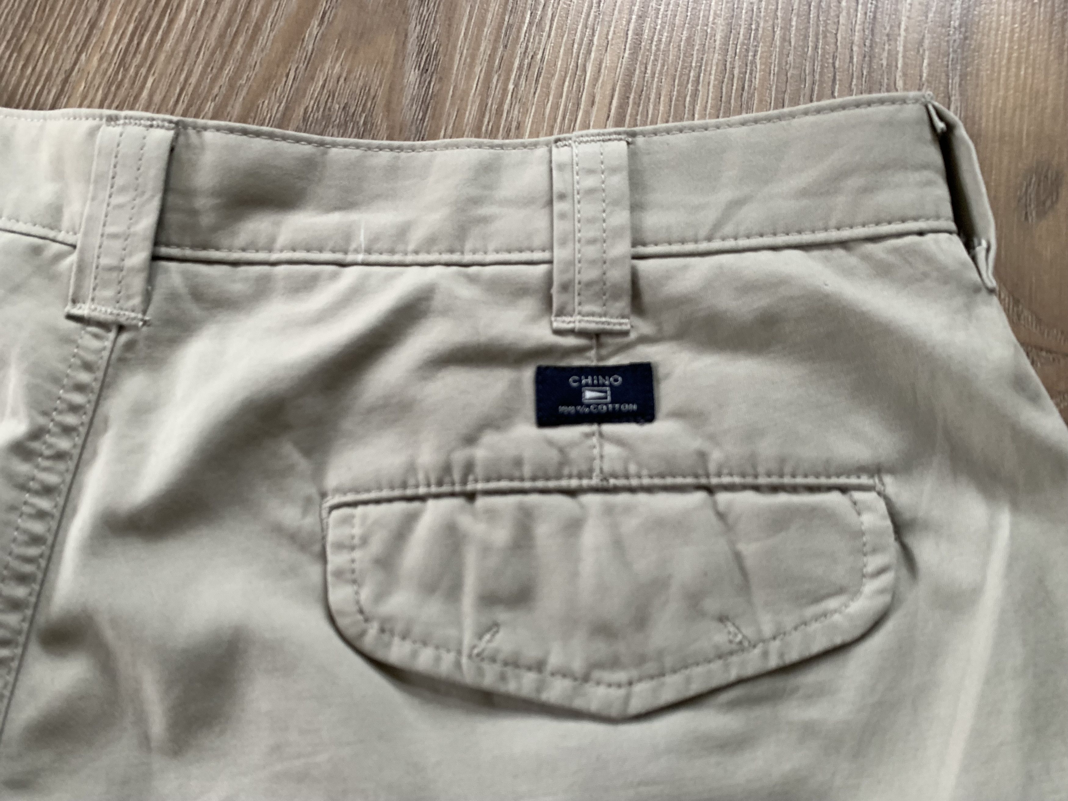 Marks & Spencer Marks & Spencer Casual Cotton Chino Shorts Size US 34 / EU 50 - 6 Thumbnail