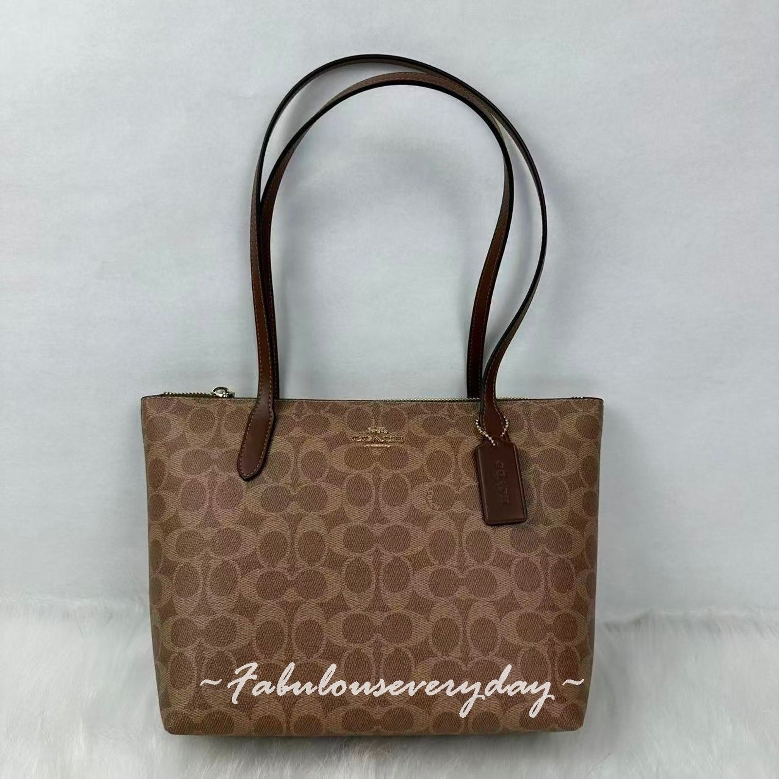 Coach COACH Fiona Zip Tote Signature Canvas CBT18 Gold/Tan/Brown Size ONE SIZE - 1 Thumbnail