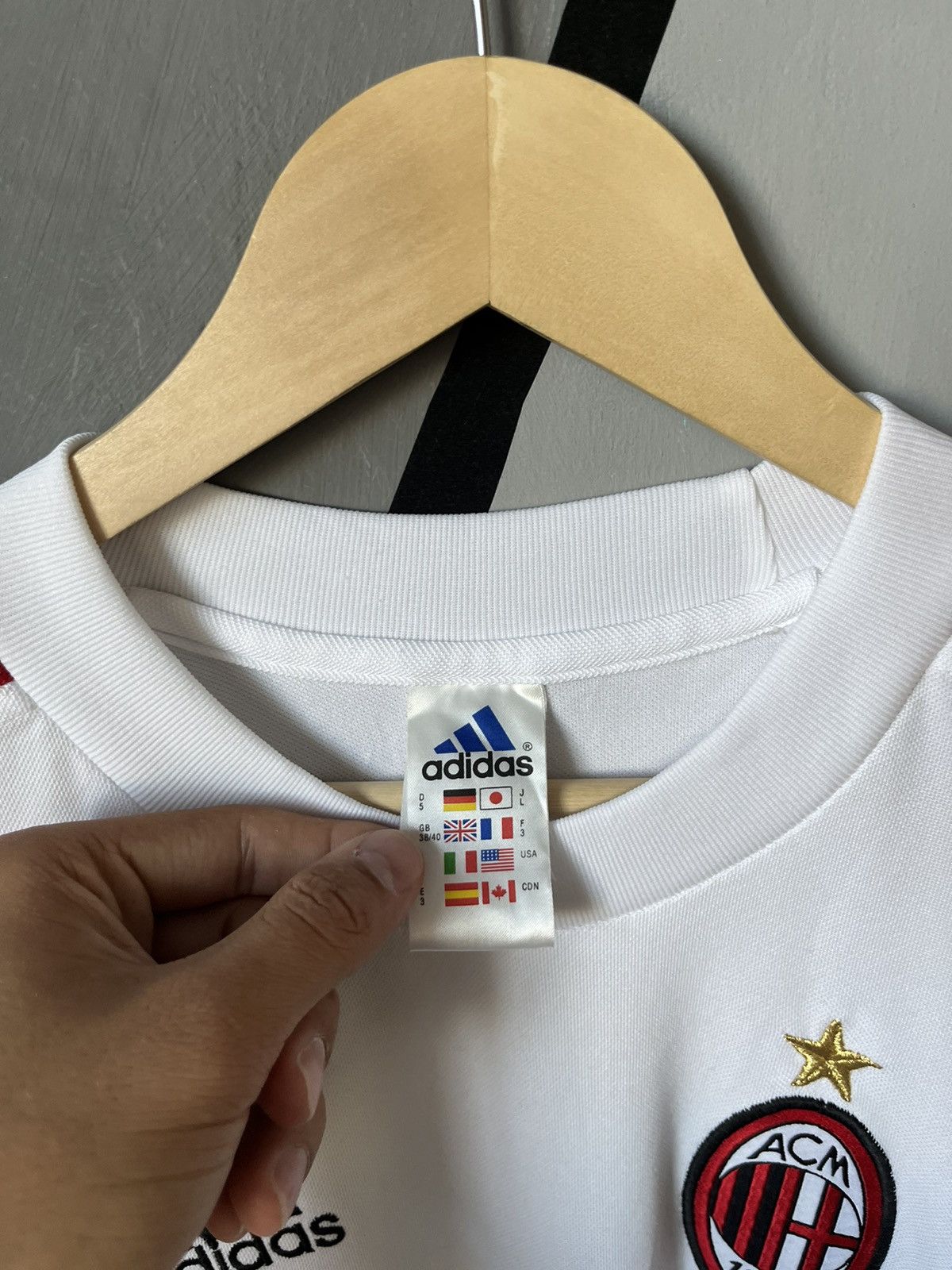 Adidas Vintage Adidas Milan Training Soccer Jersey Y2K Hype Size L Size US L / EU 52-54 / 3 - 5 Thumbnail