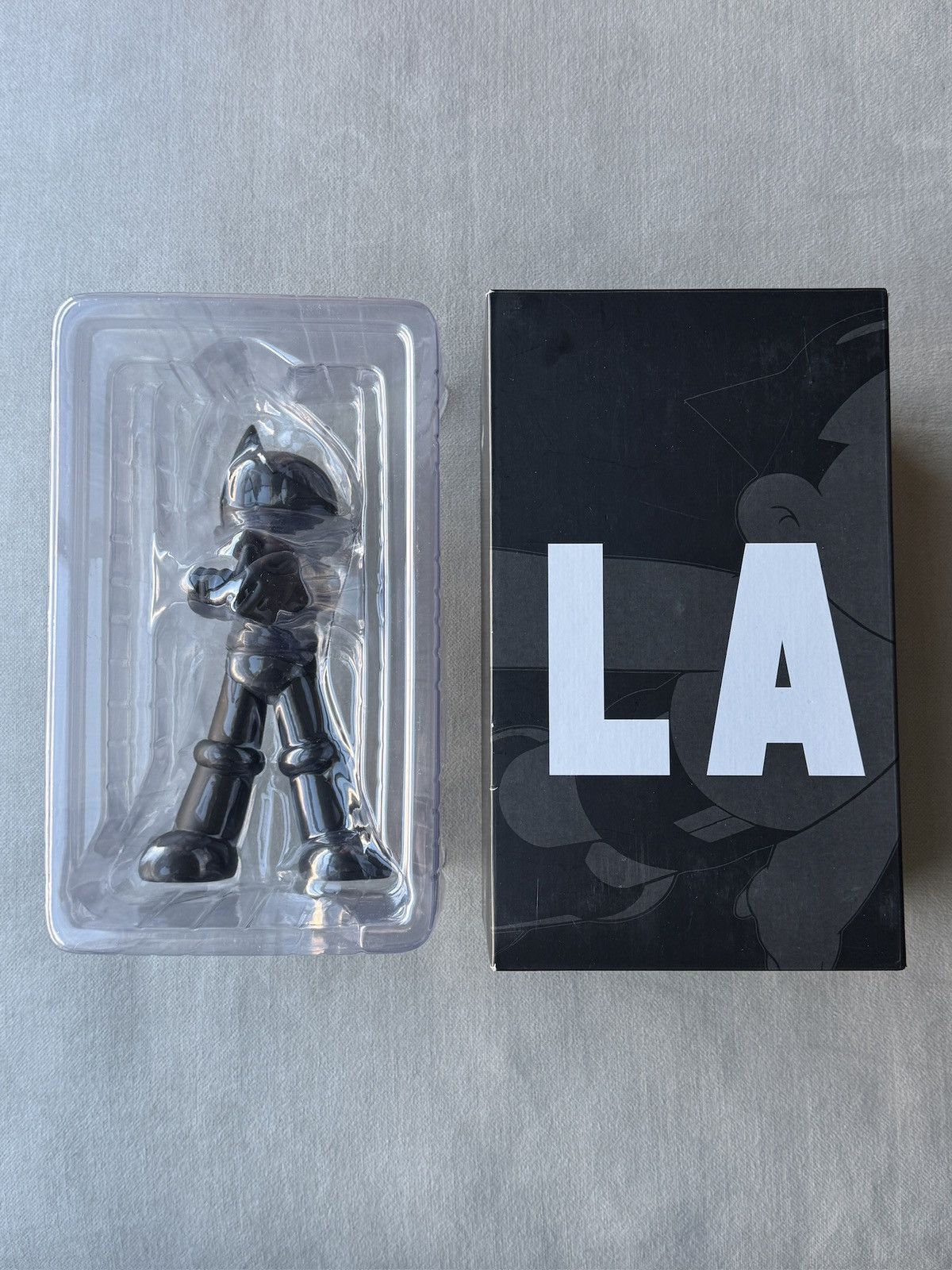 Other ToyQube Astro Boy Los Angeles Edition Black Vinyl Figure Size ONE SIZE - 10 Thumbnail