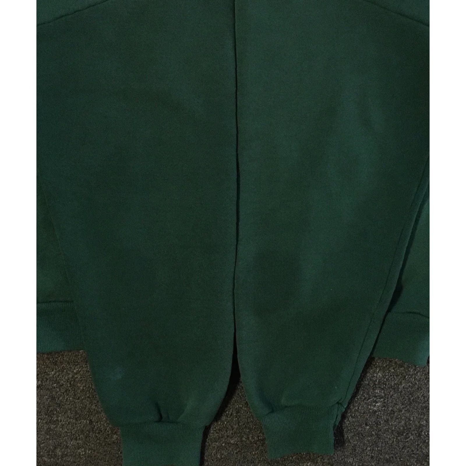 Nutmeg Vtg 90s Nutmeg Faded Flower Cardigan Sweatshirt L USA Beach Hoodie Unisex Adults Green Pullover Long Sleeve Button Knit 80s 90s Grunge Flower USA Size US L / EU 52-54 / 3 - 3 Thumbnail