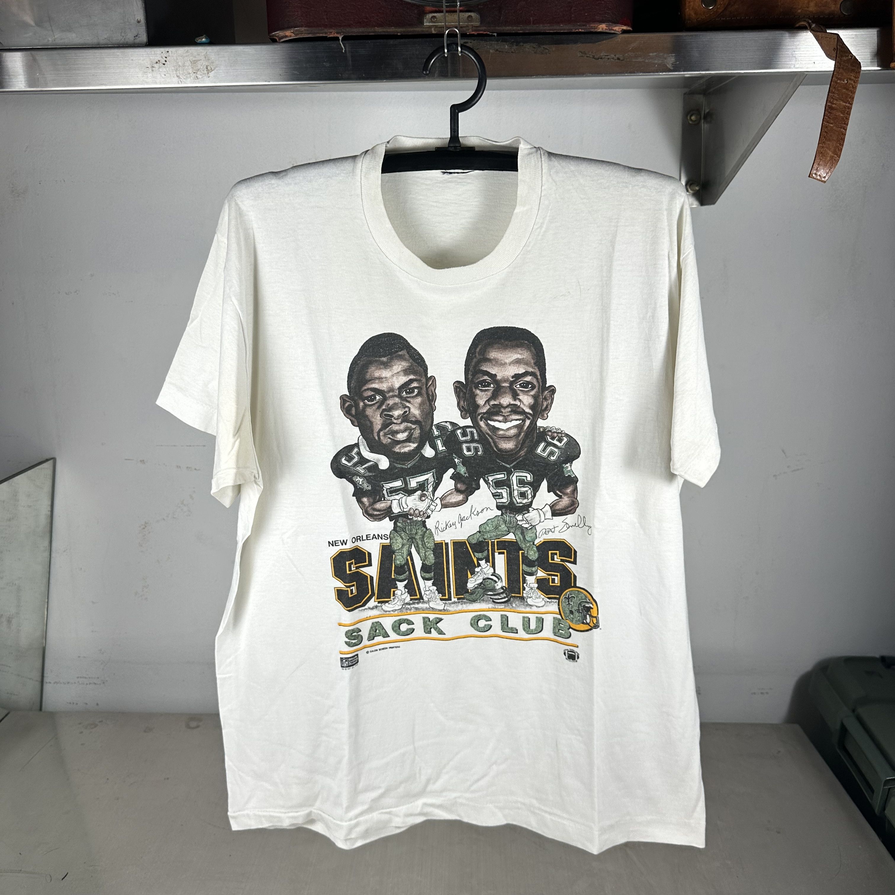 Vintage 1987 New Orleans Saints Sack Club NFL Caricature T-shirt Size US L / EU 52-54 / 3 - 1 Thumbnail